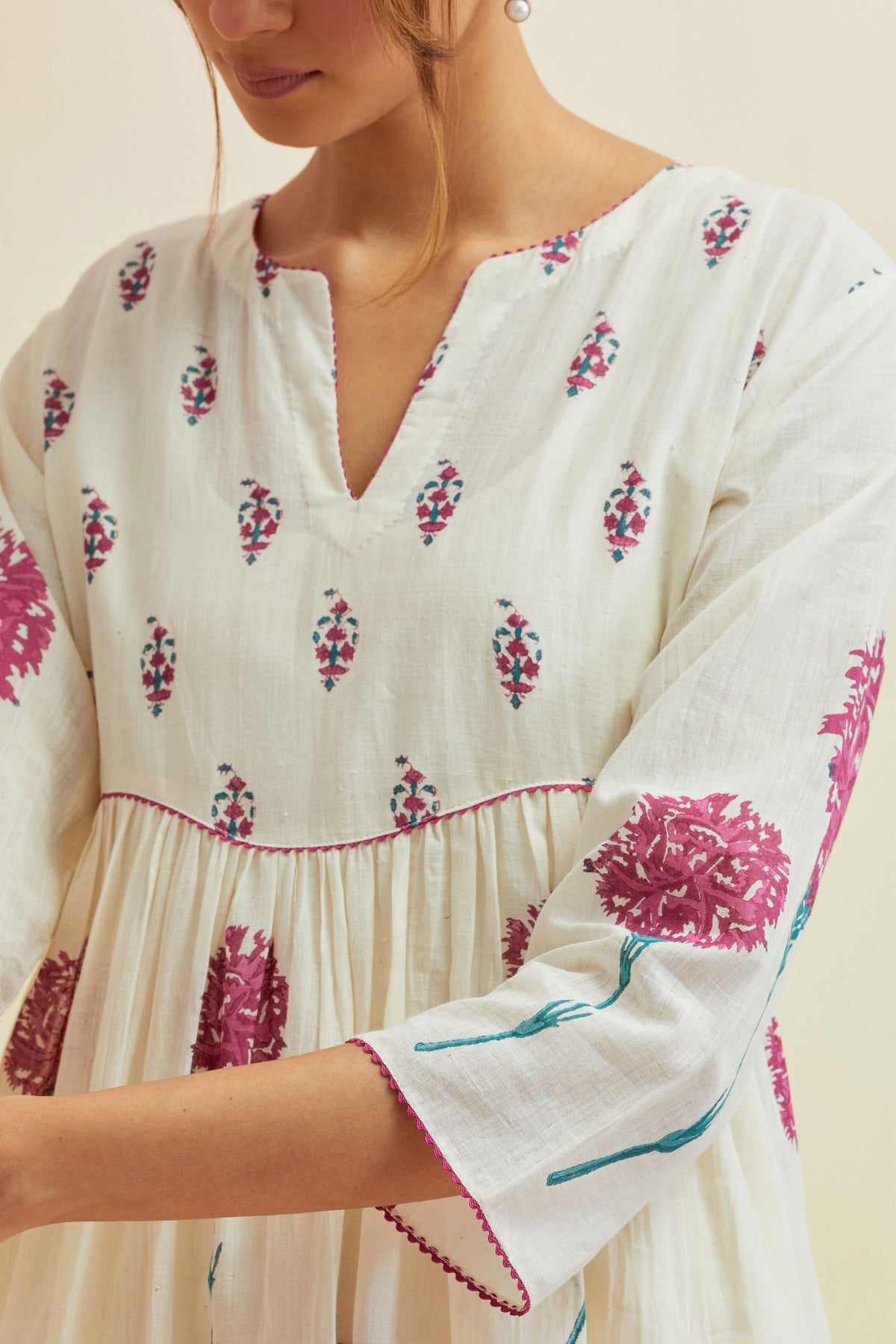 Off White Kurta Set