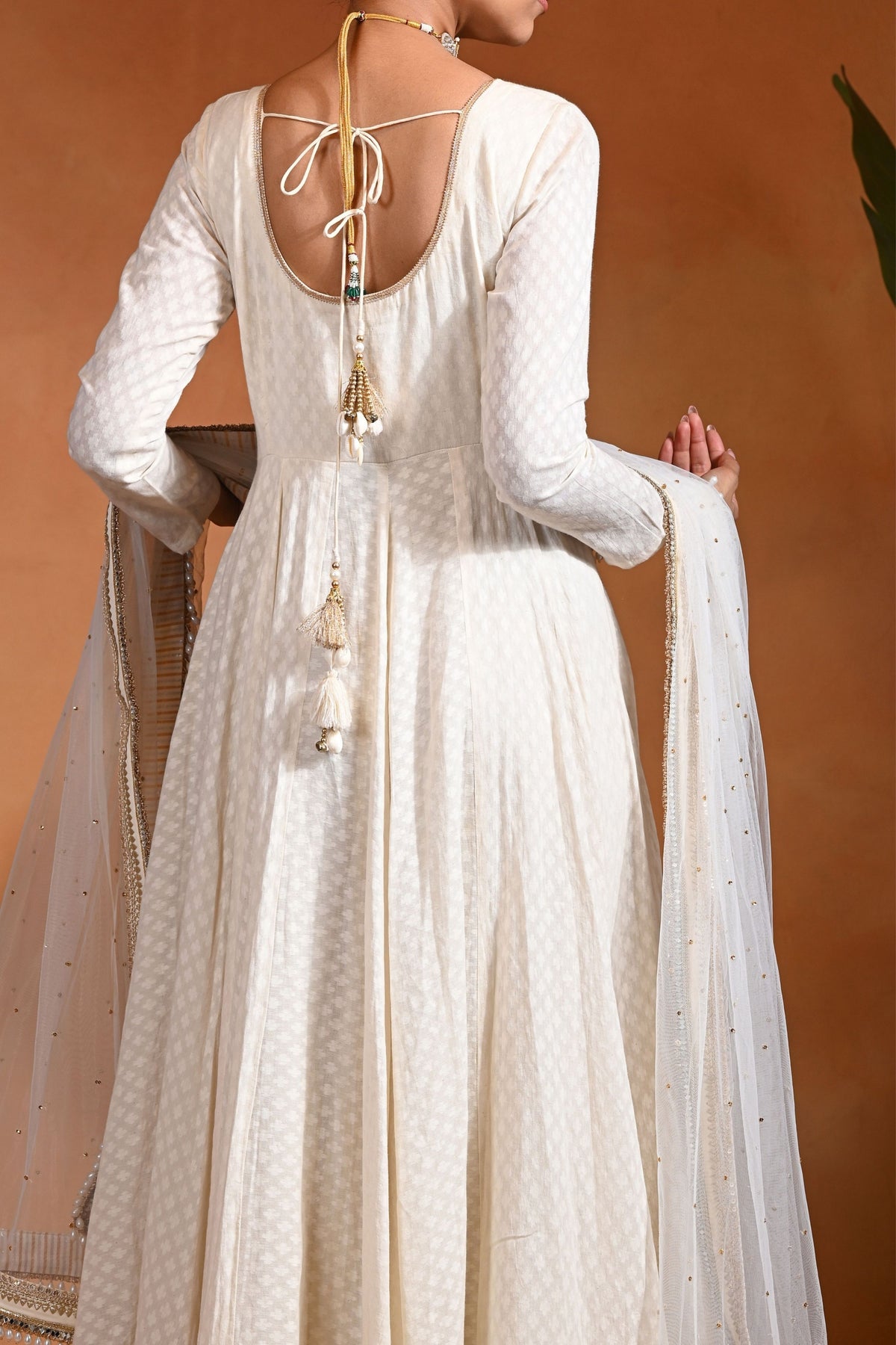 Chand Anarkali Ivory Gold Set