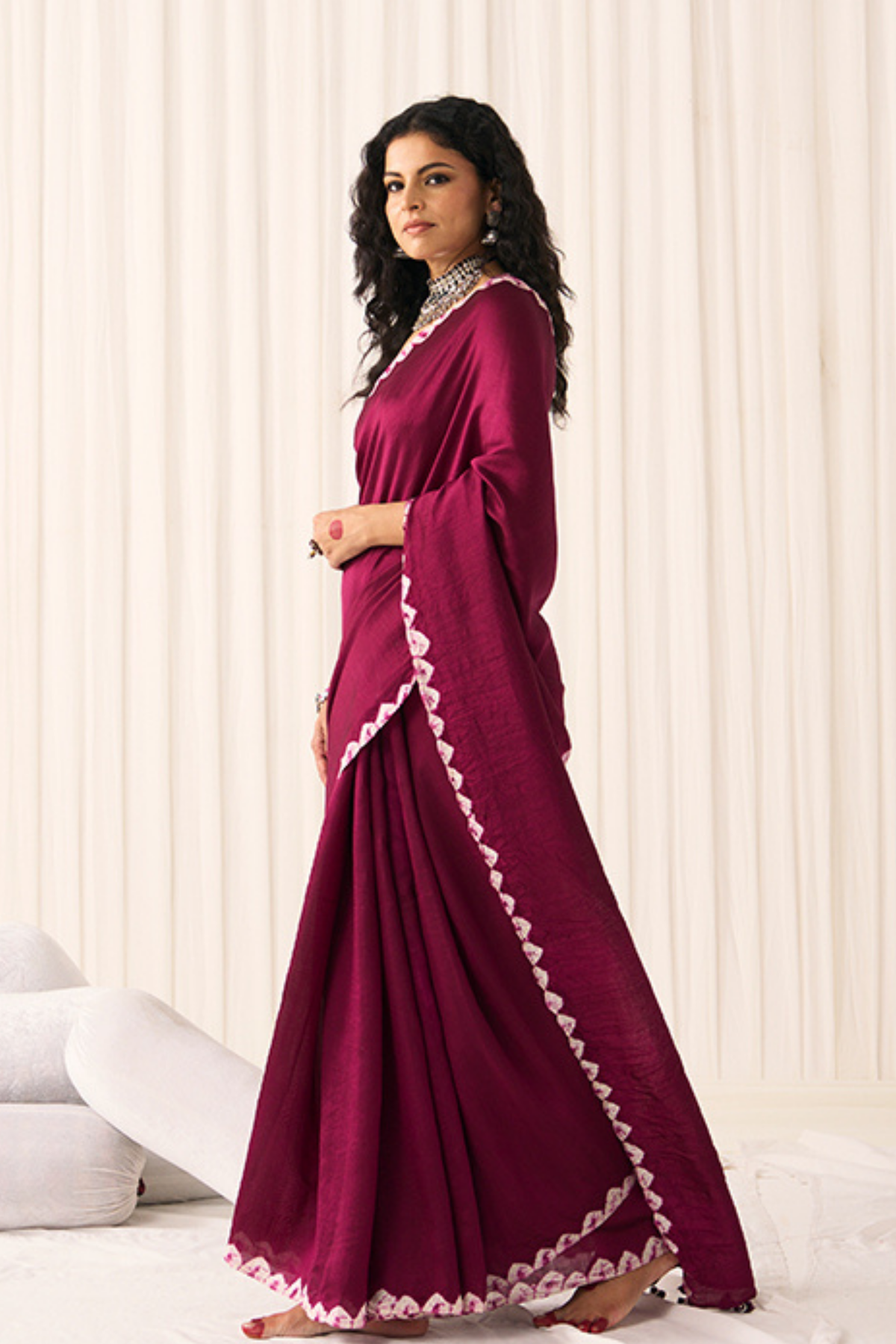 Wine Poonam  Saree