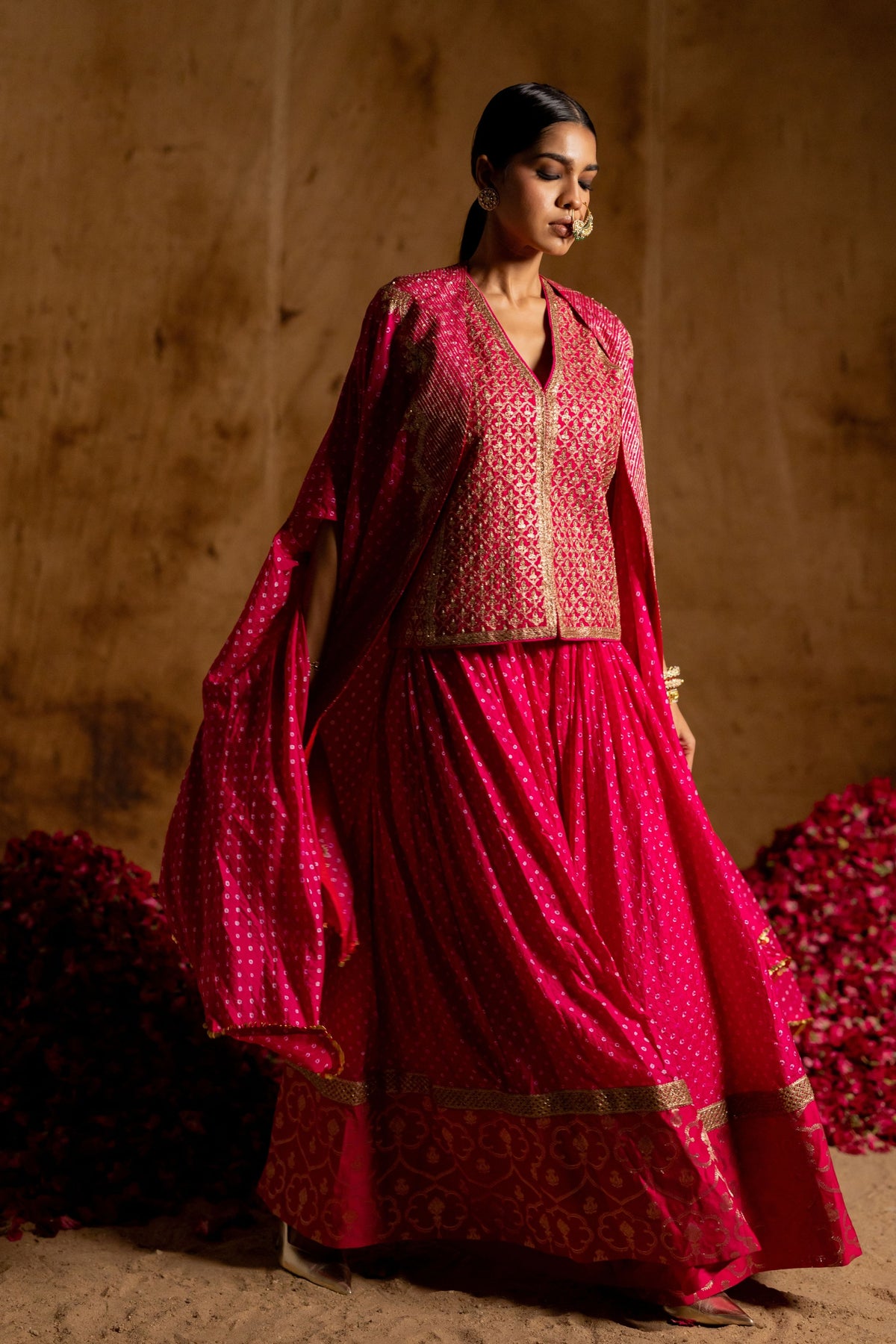 Gopika Sleeveless Jacket Set