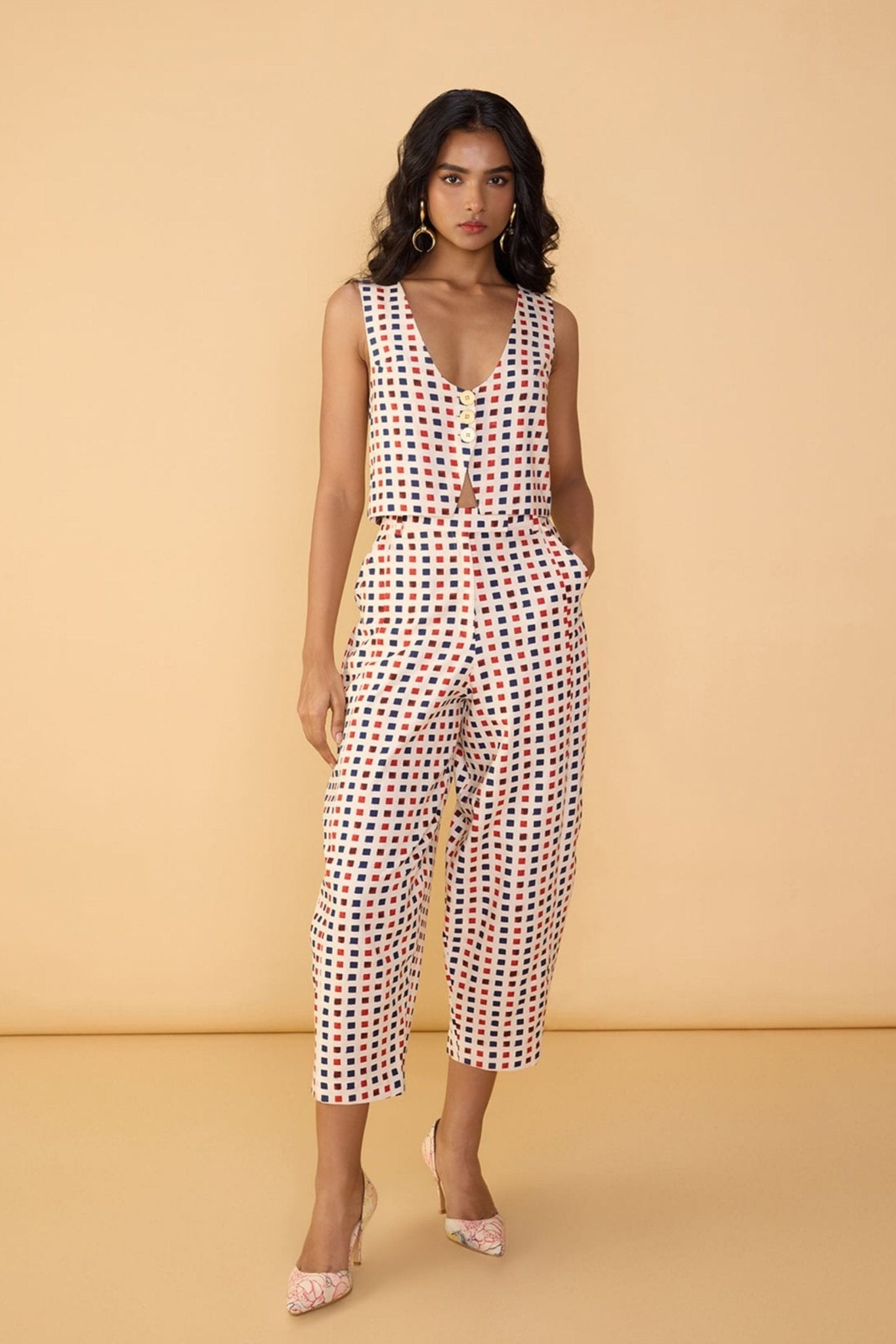 Checkered Print Plunge - Saaksha & Kinni - Elahe