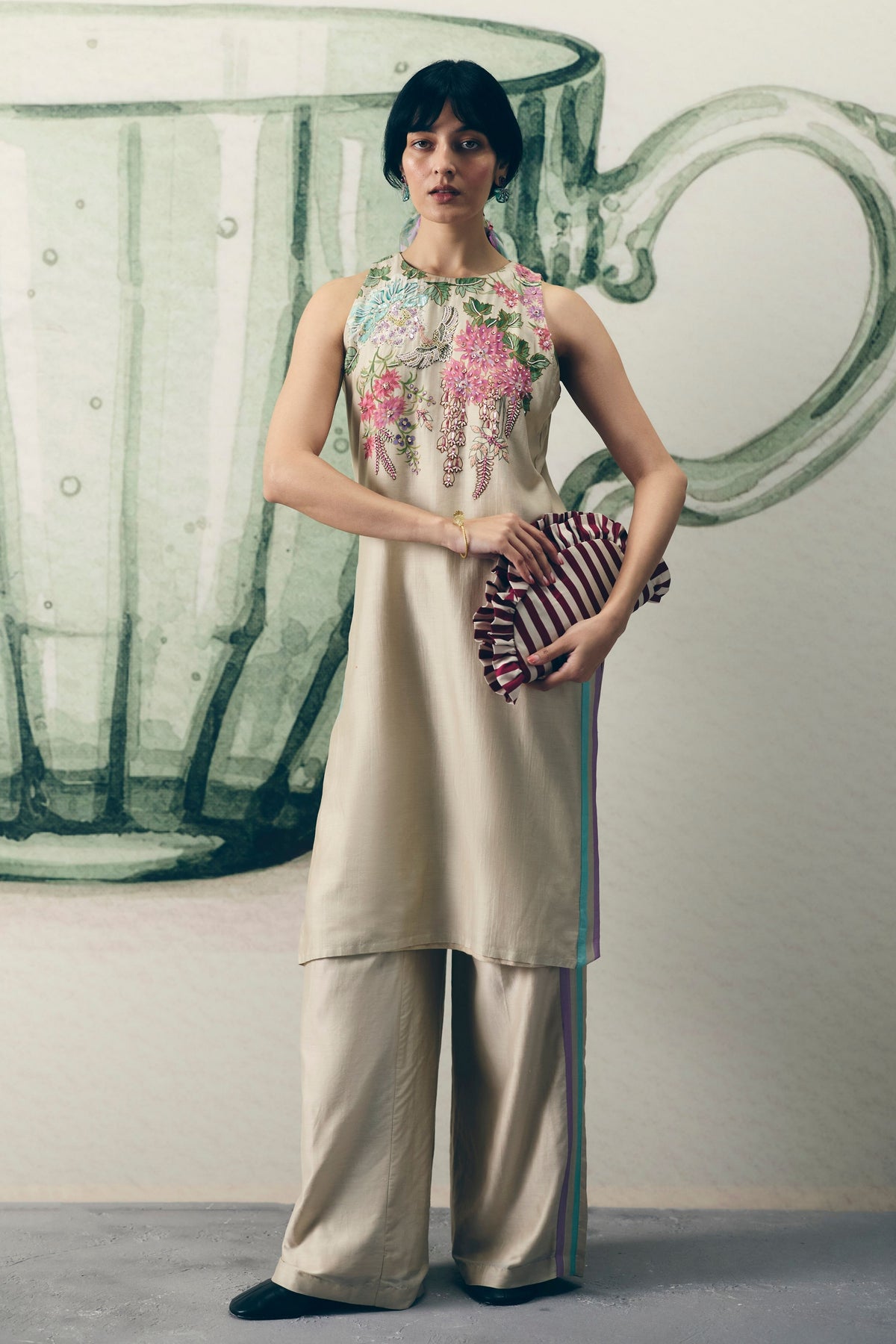Shiro Kurta Set