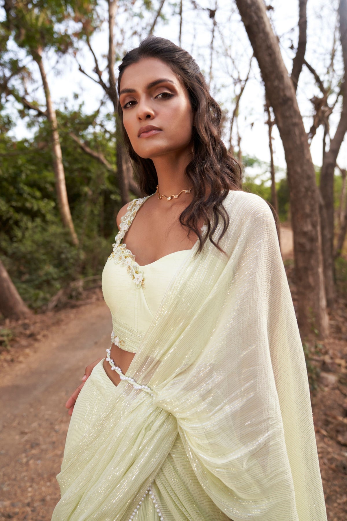English Daisy Saree Set