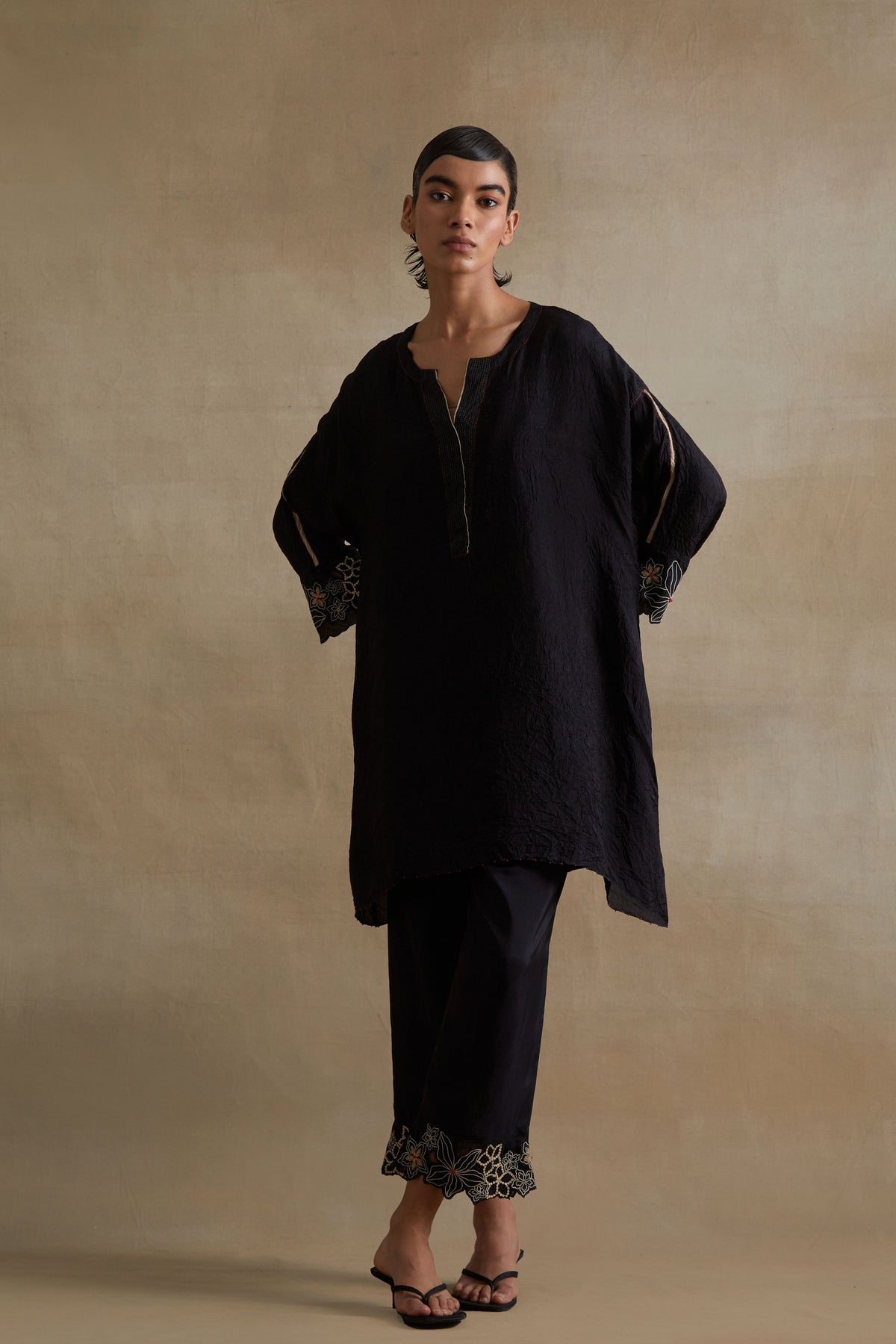Black Floral Highlighted  Tunic Set
