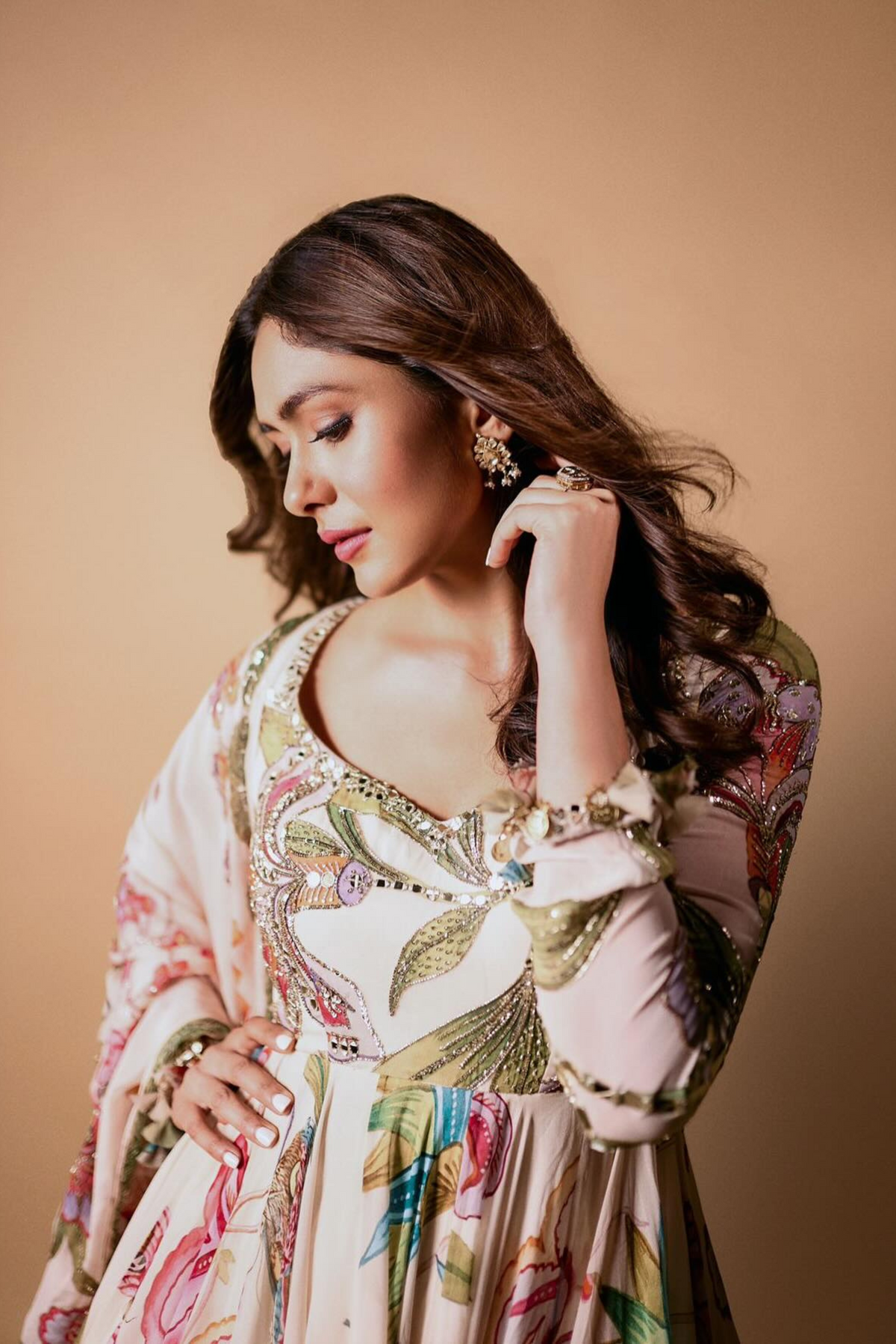 Mrunal Thakur in Mahima Mahajan