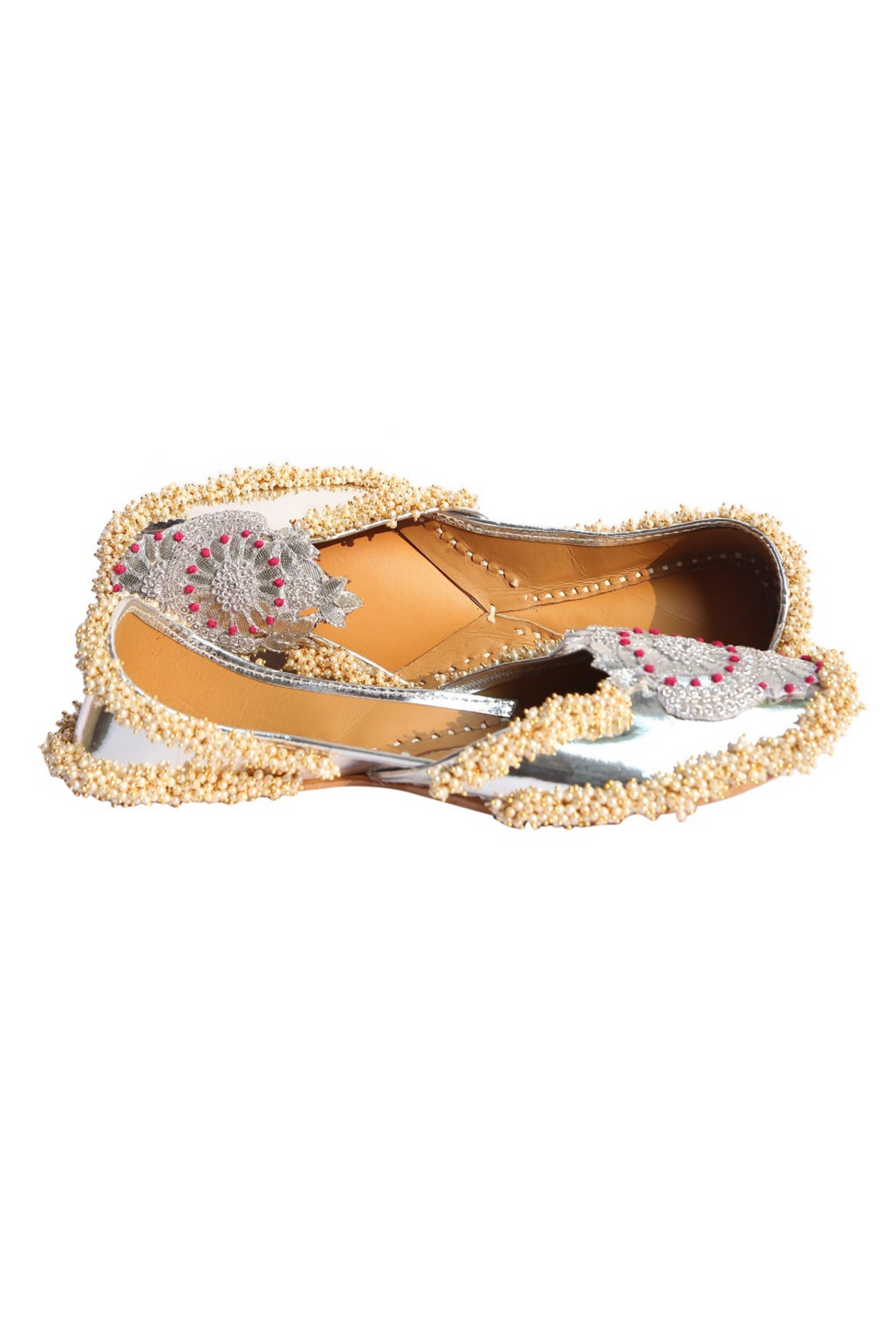 Silver crown jutti