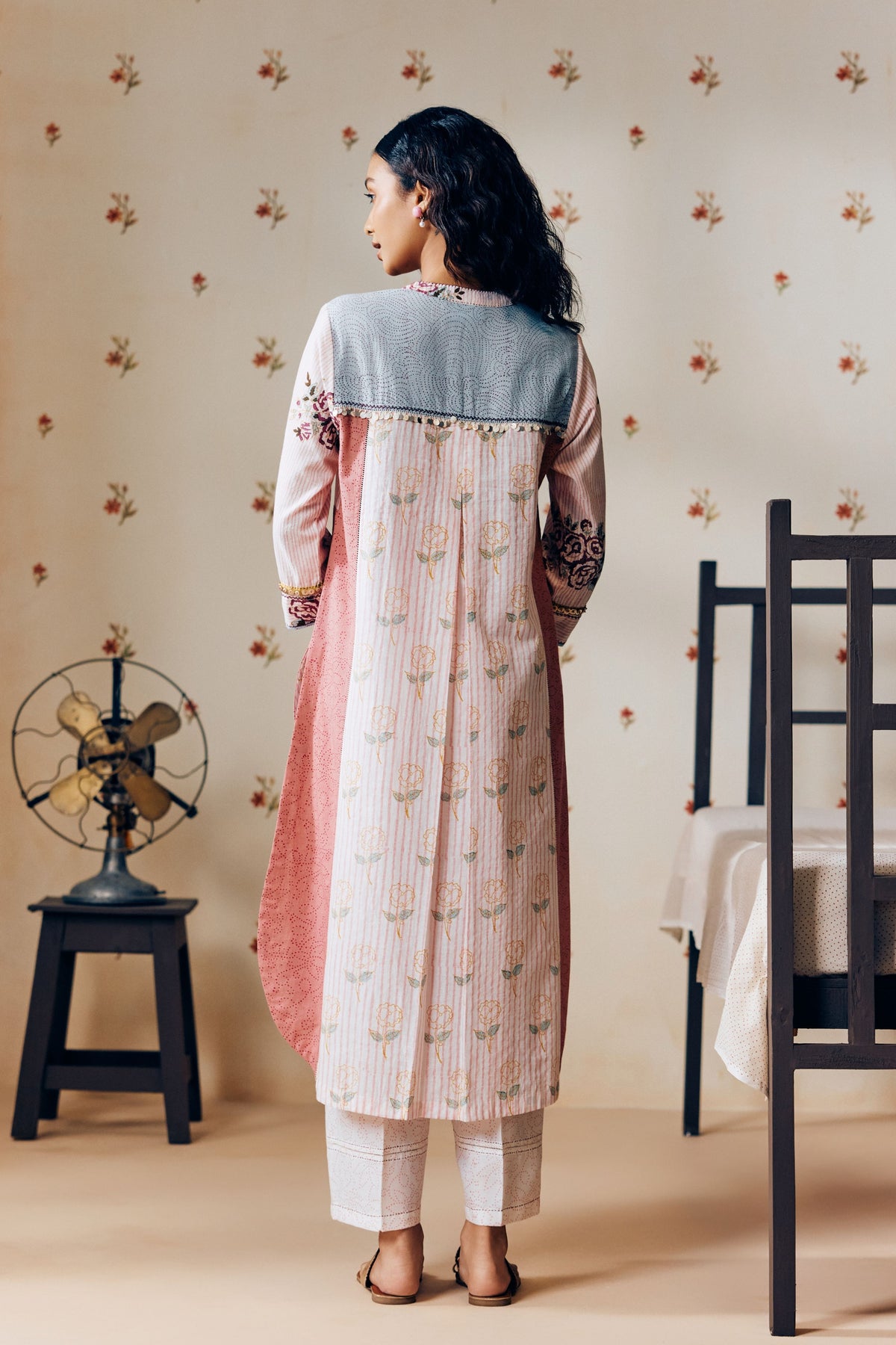 Off-white Handwoven Kurta Set