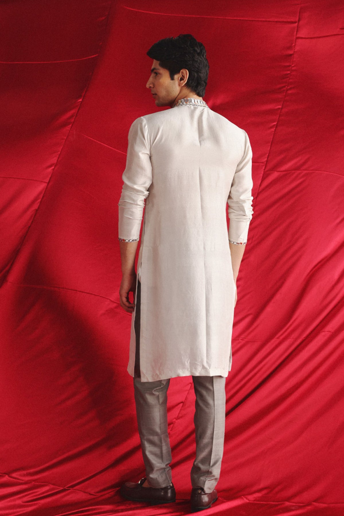 Silver Kurta Set With Mirrorwork