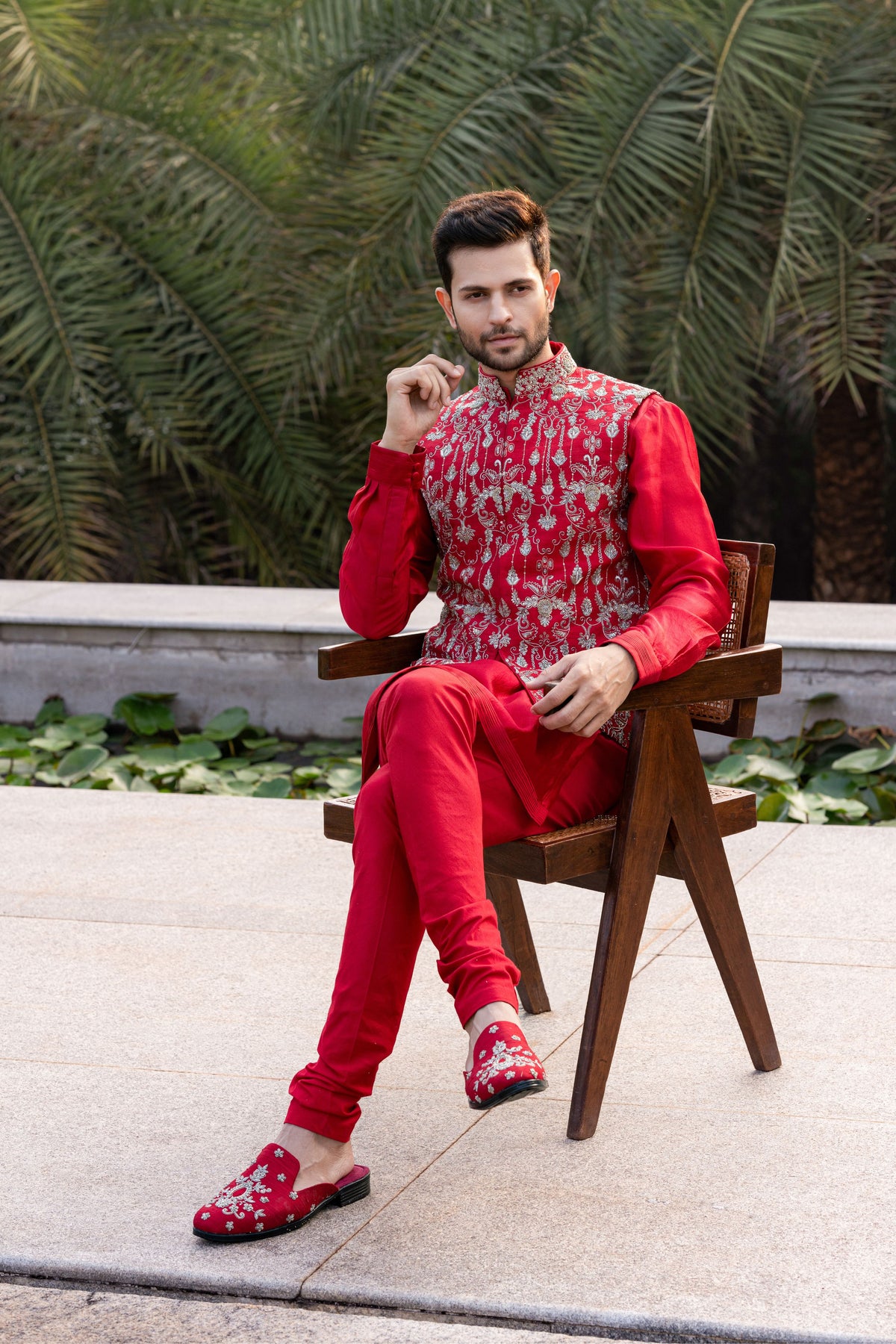 Red Embroidered Bandi Set