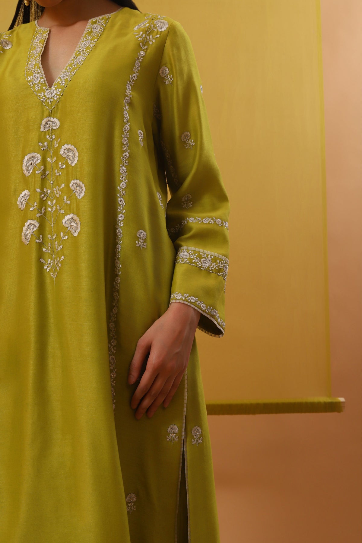 Aiza Long Kurta Set