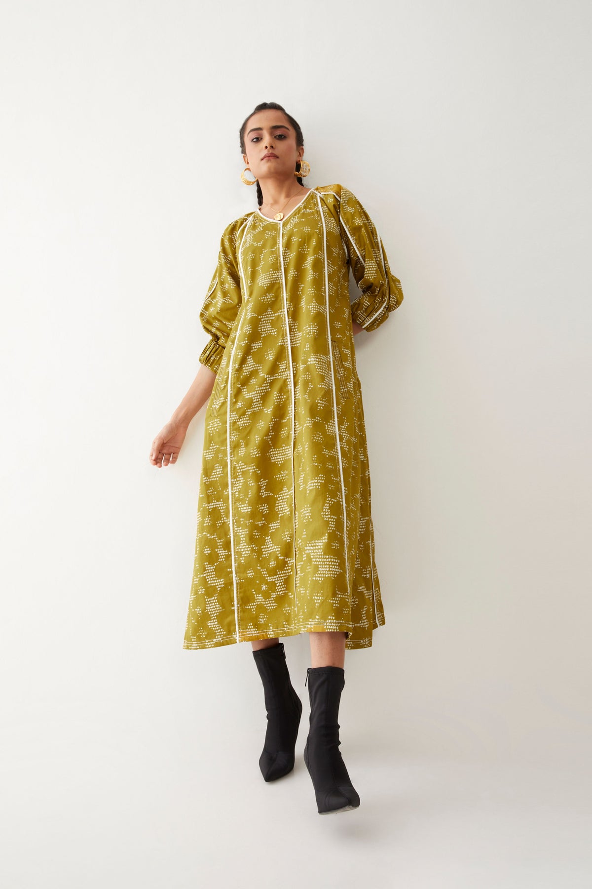 Frida Dress With Void Print