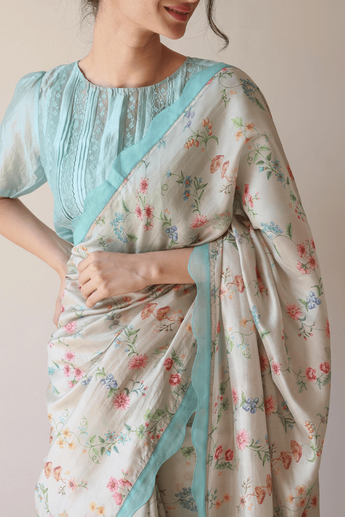Forest Breeze Beige Scalloped Saree