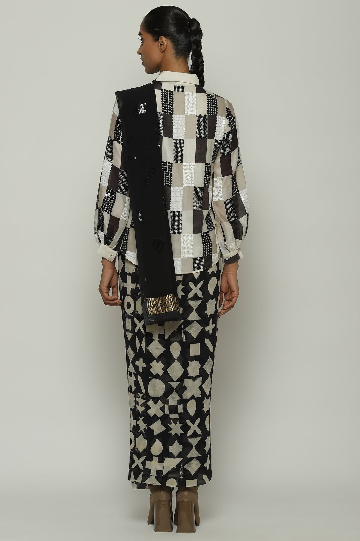 Symbol Print And Sequins Saree