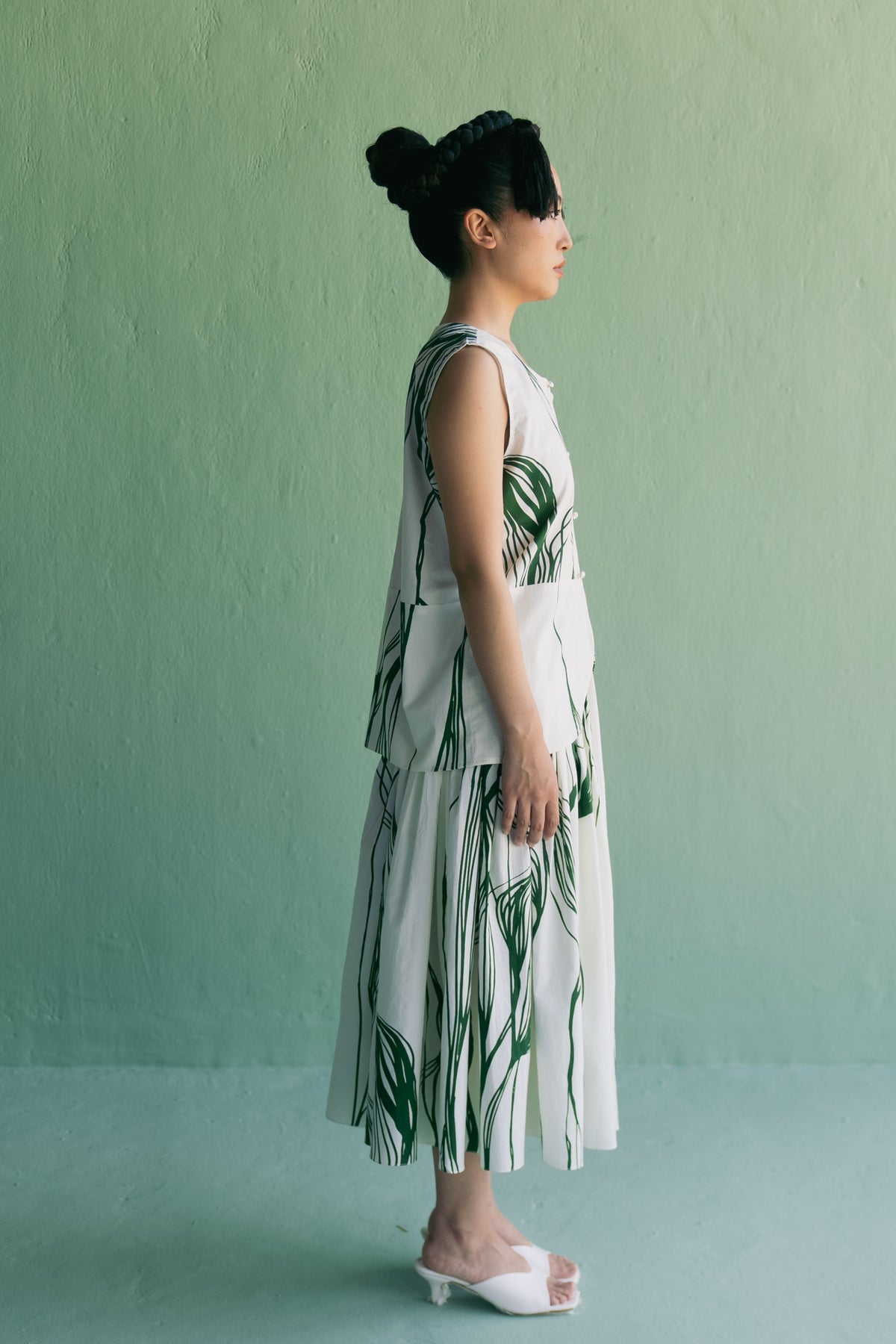 Green Lines Waistcoat With Skirt