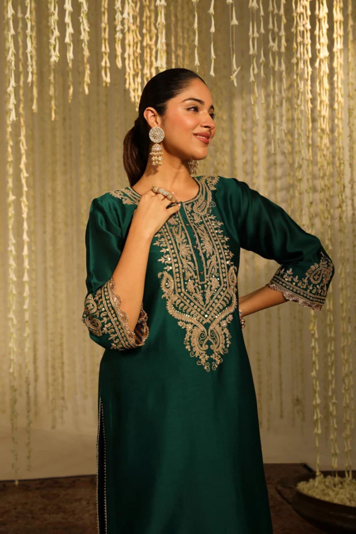 Amayra Emerald Green Kurta Set