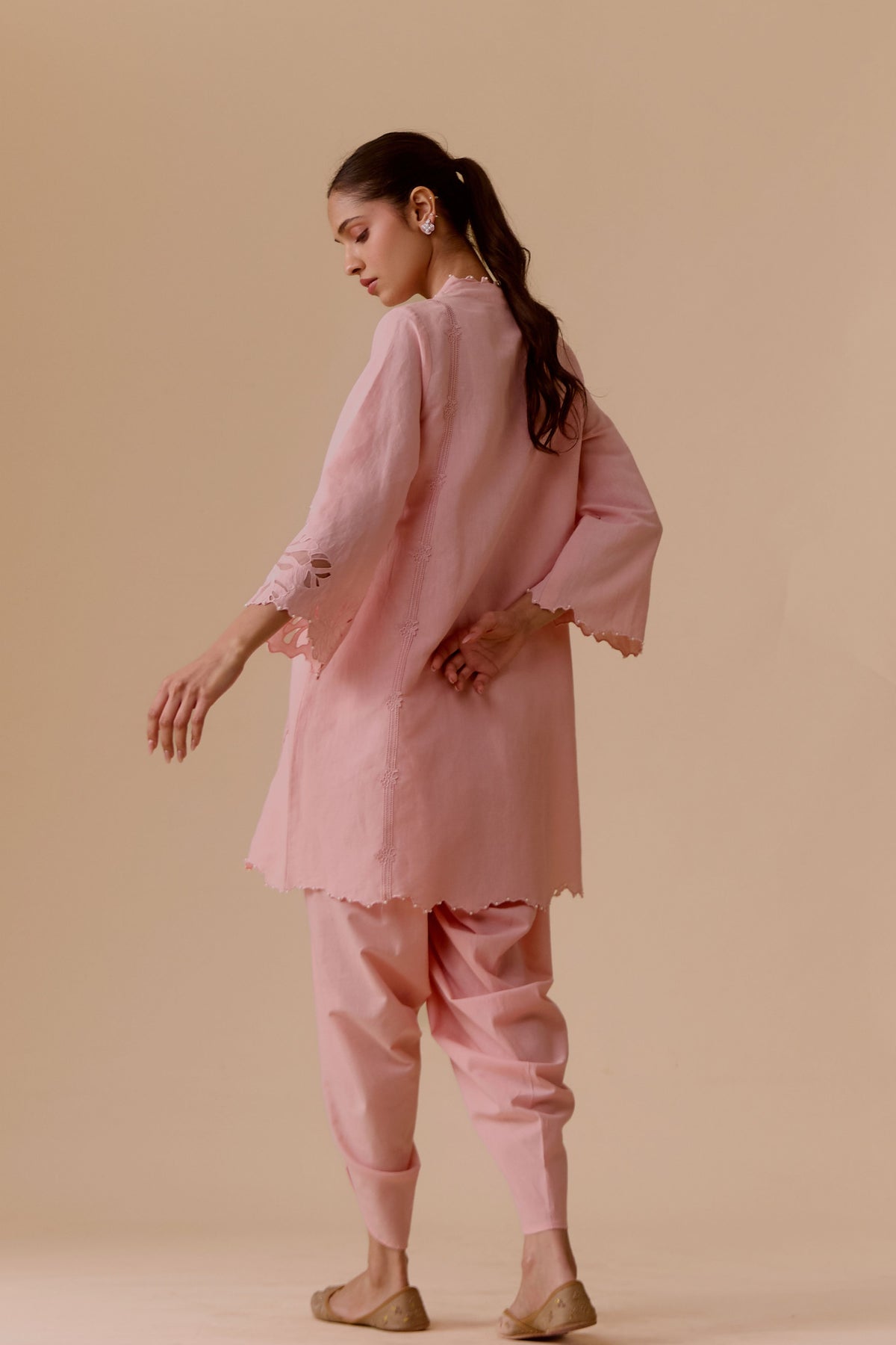 Pink Resham Kurta