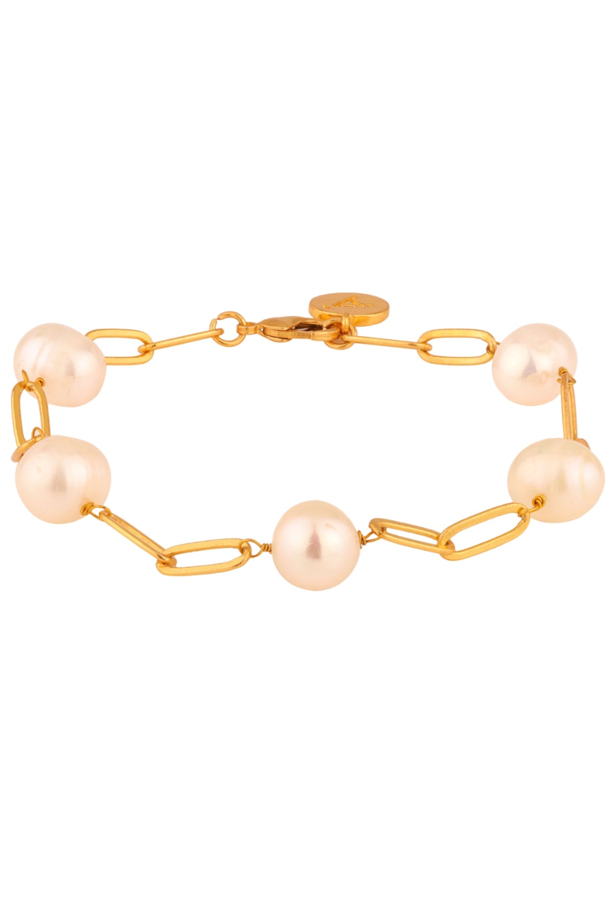 Dainty Linked Pearl Bracelet
