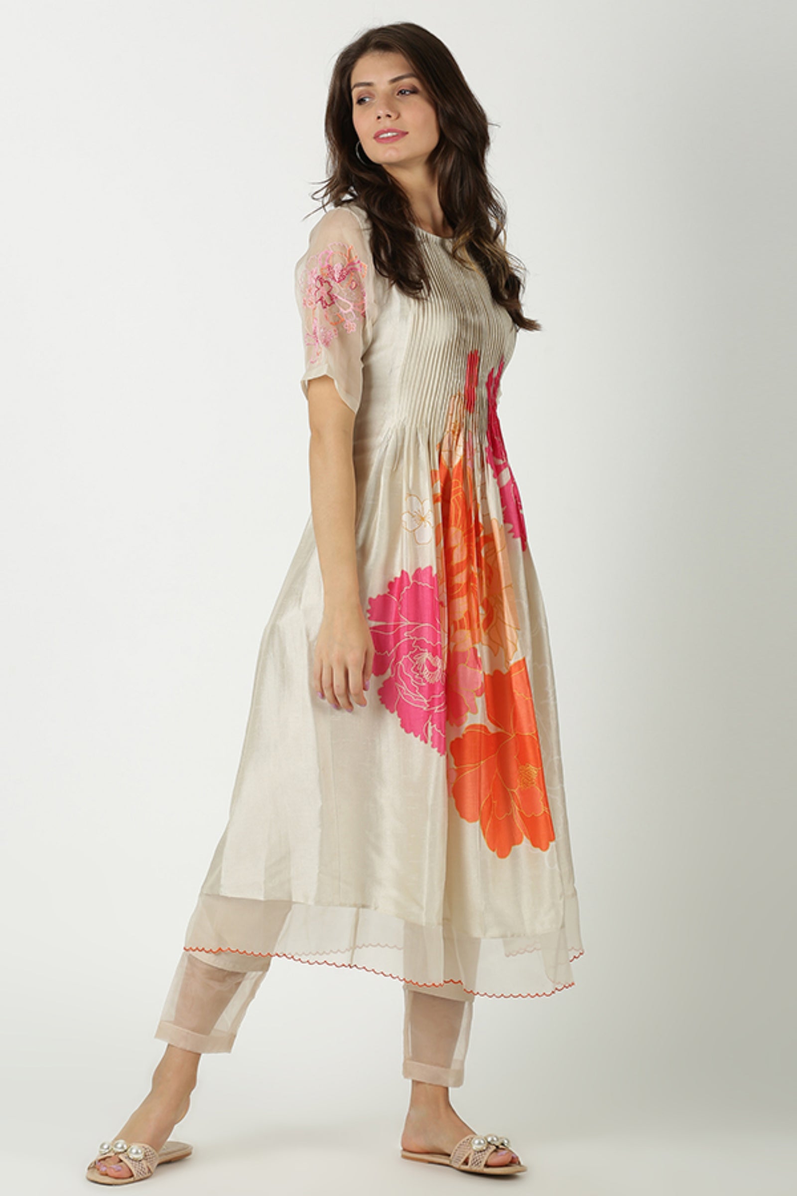 Contemporary Indian - Elahe Contemporary Indian - Elahe