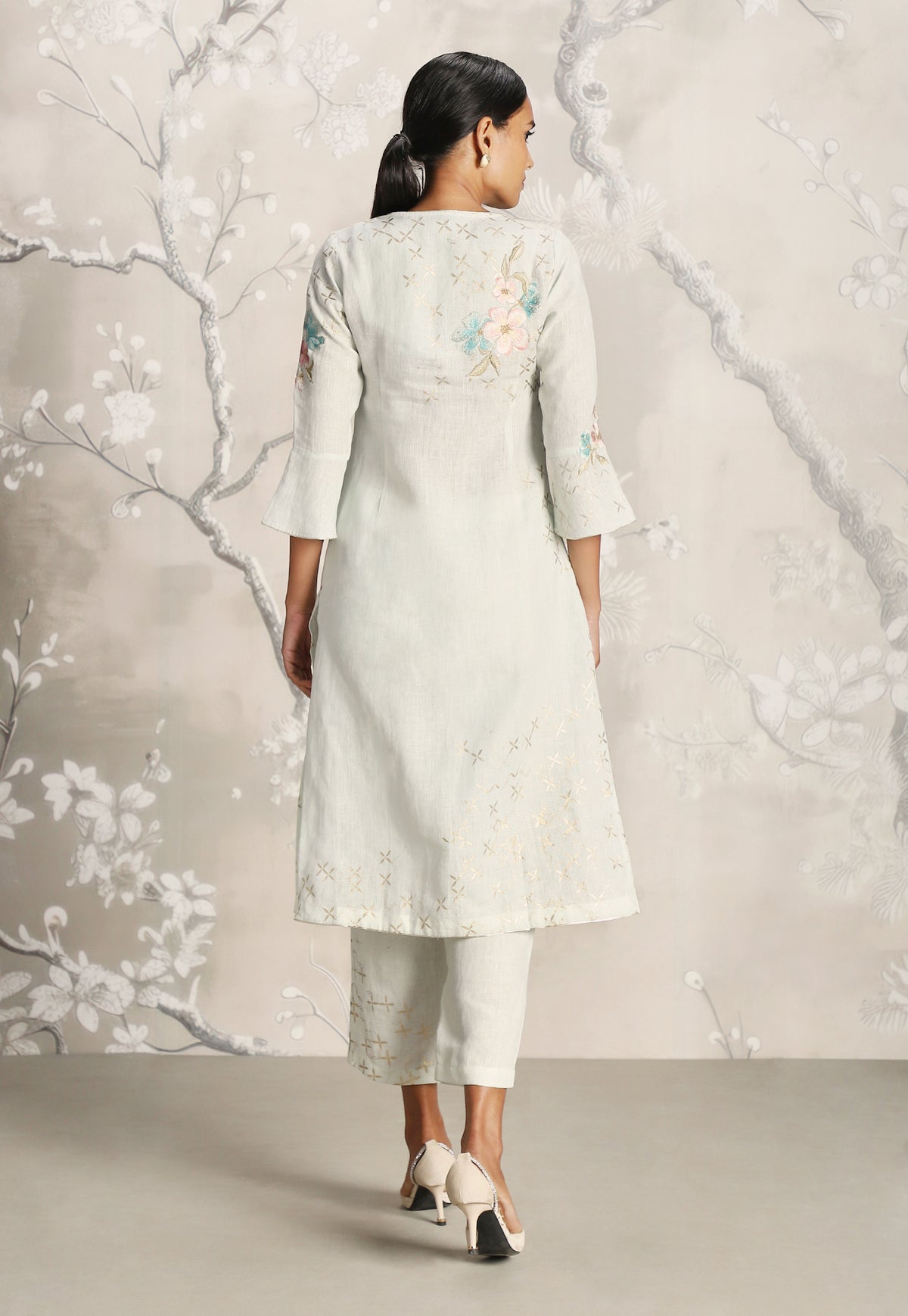 Bonny Corsage Kurta Set