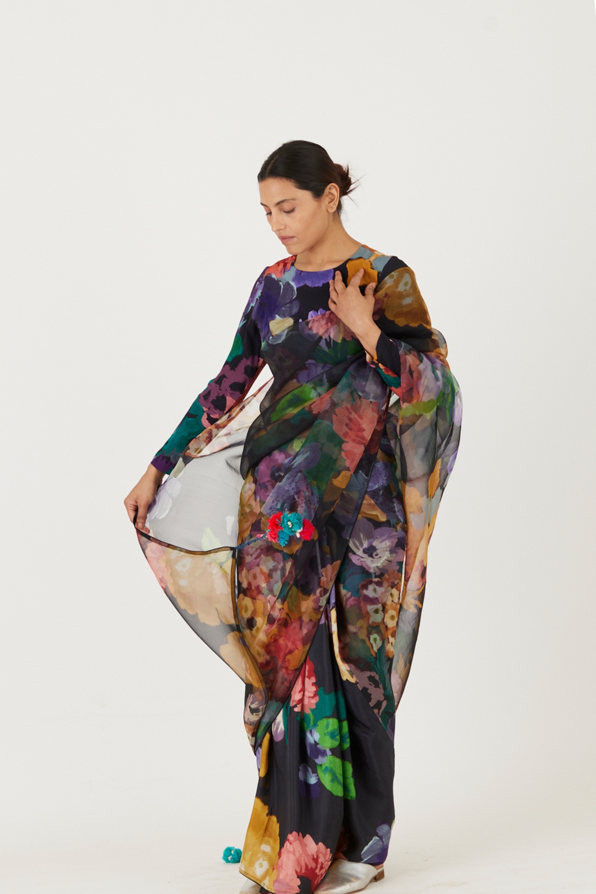 Farah Black Saree