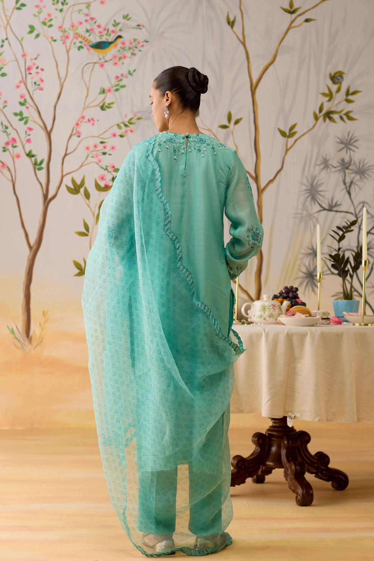Vedika Kurta Set