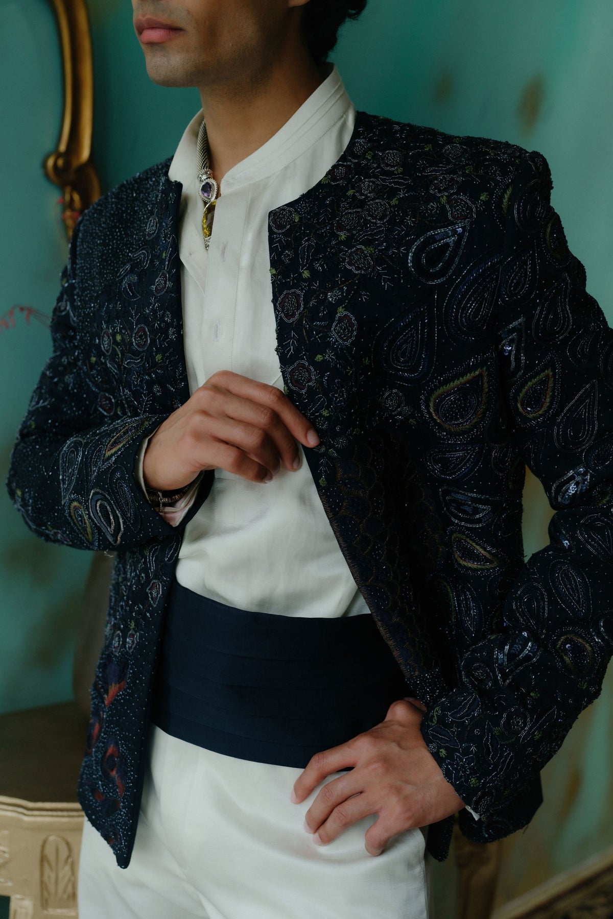 Morpankh Short Jacket Set