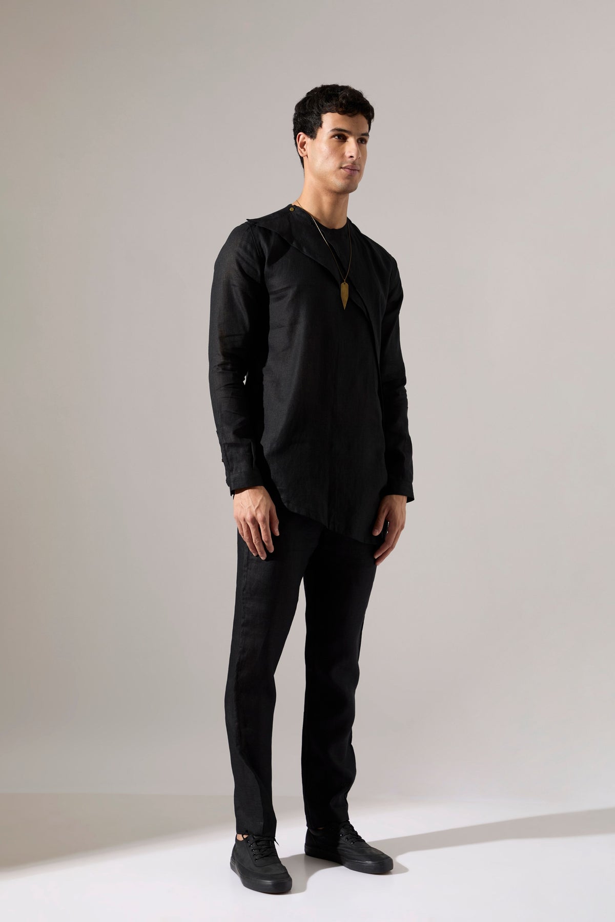 Leo Kurta Set