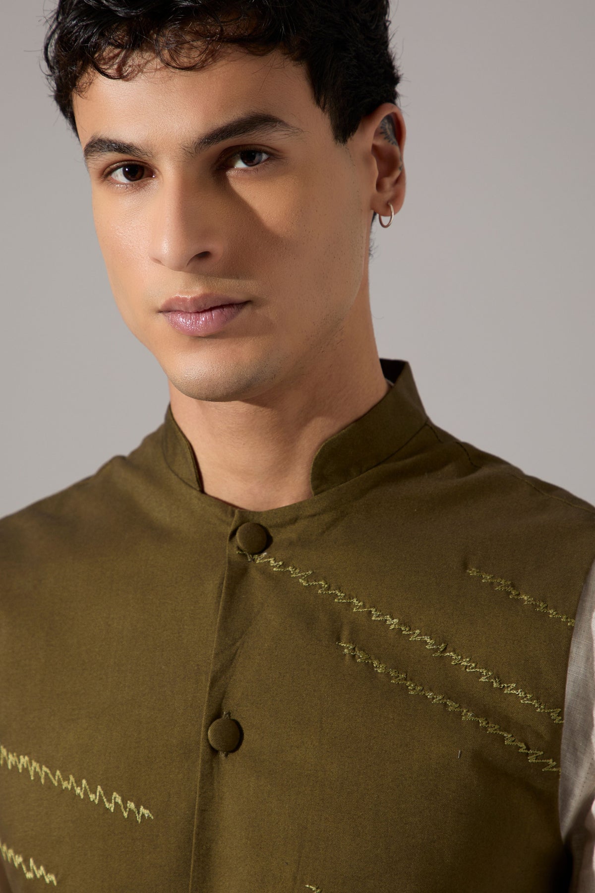 Harry Embroidered Bandi