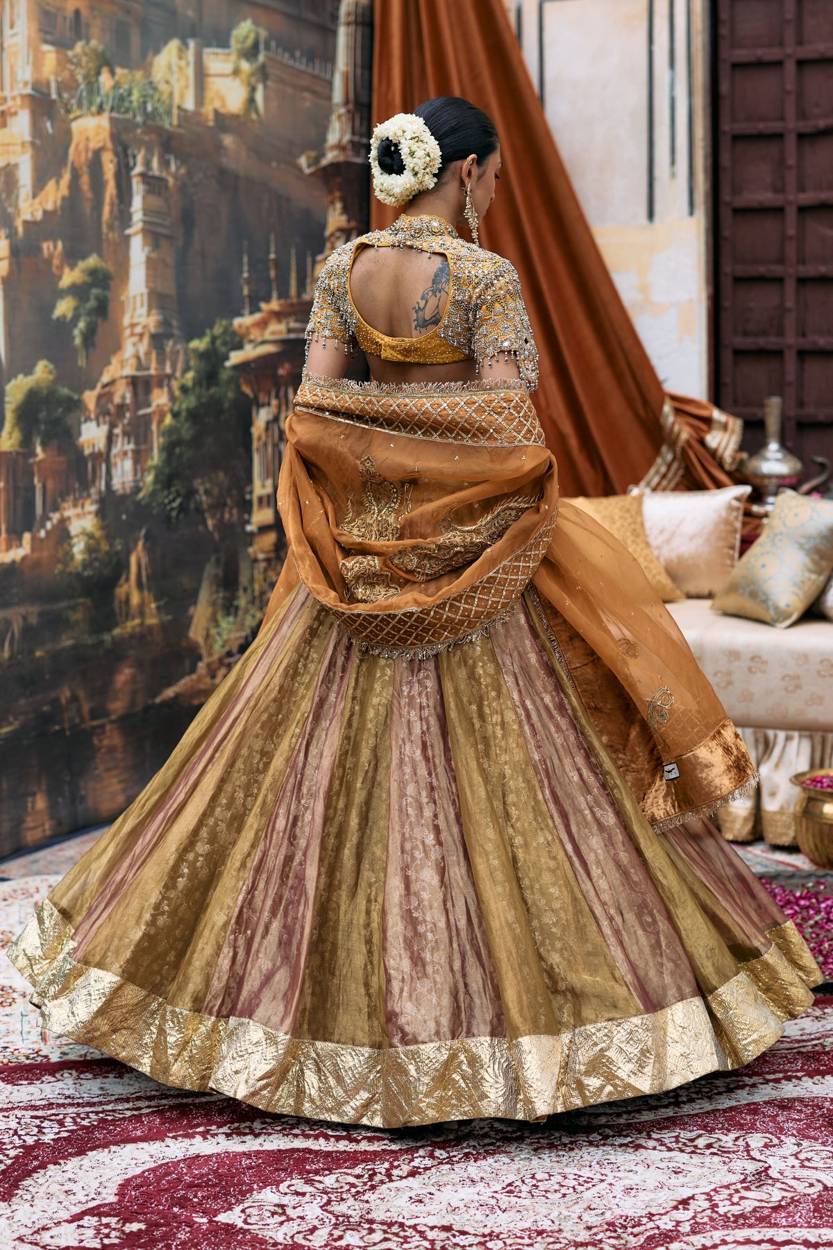 Pravarnika Lehenga Set