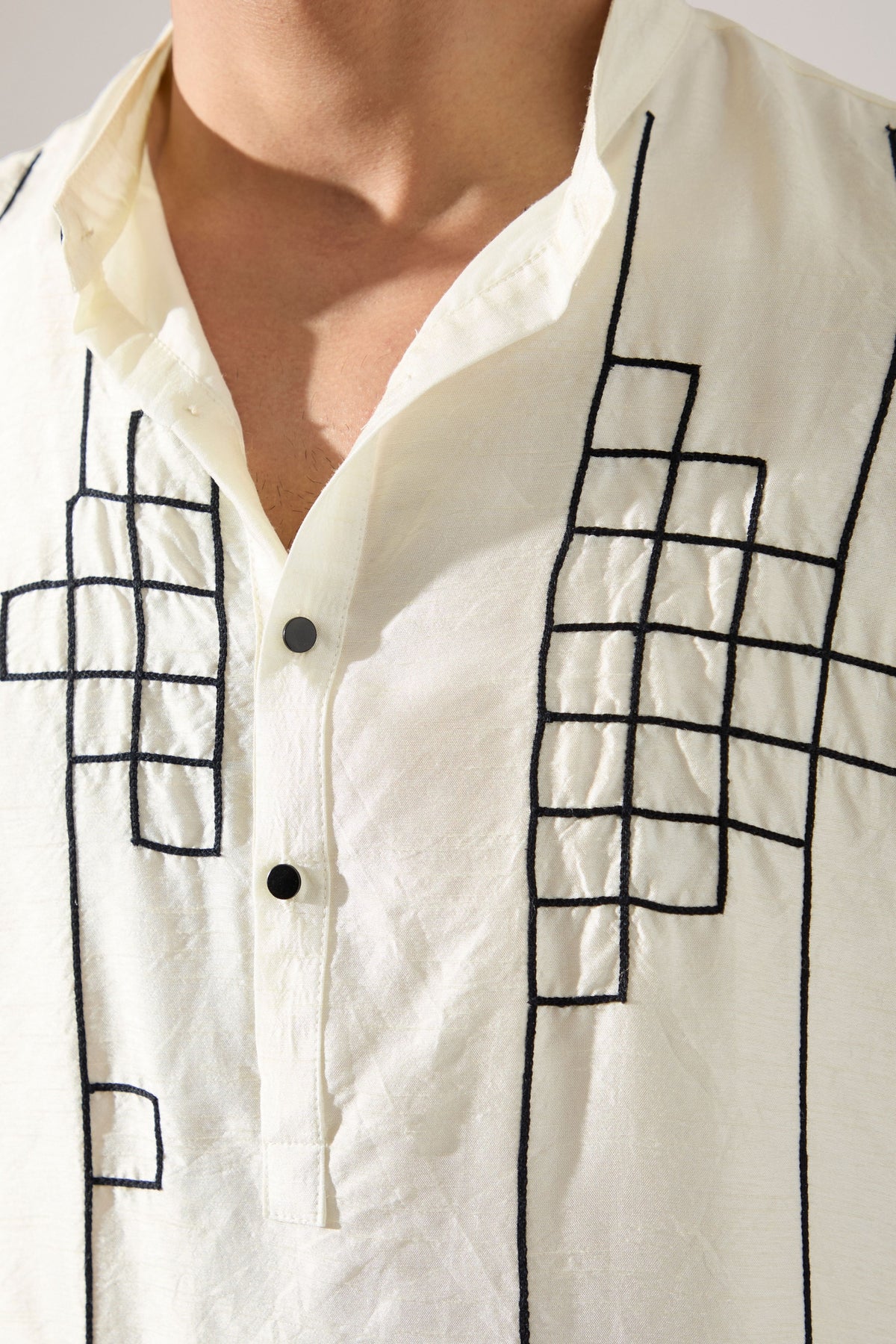 Tywin Hand Embroidered Kurta Set