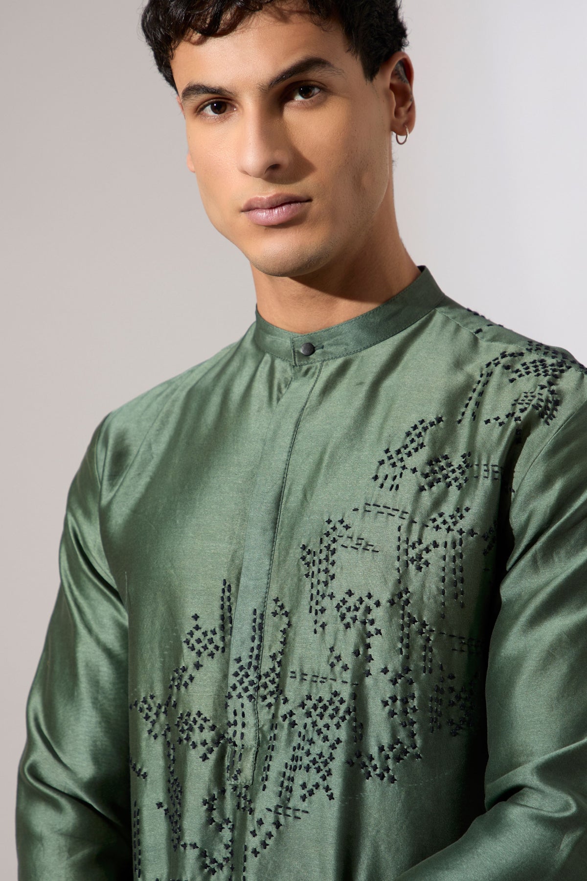 Tyrion Hand Embroidered Kurta Set