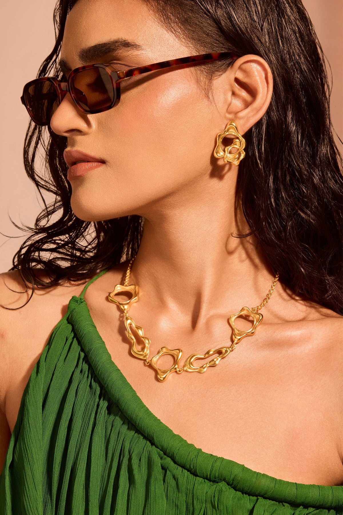 Aura Flow Necklace