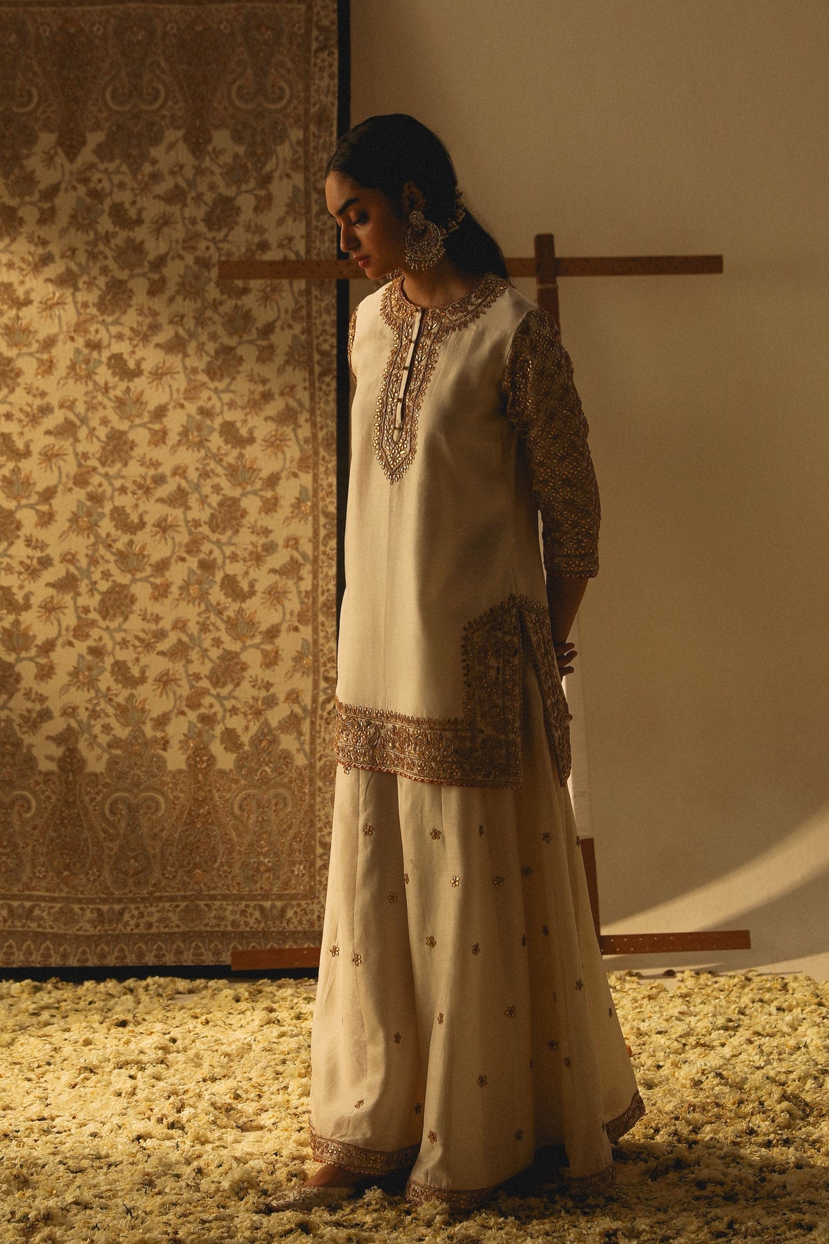 Shadaab Kurta Set