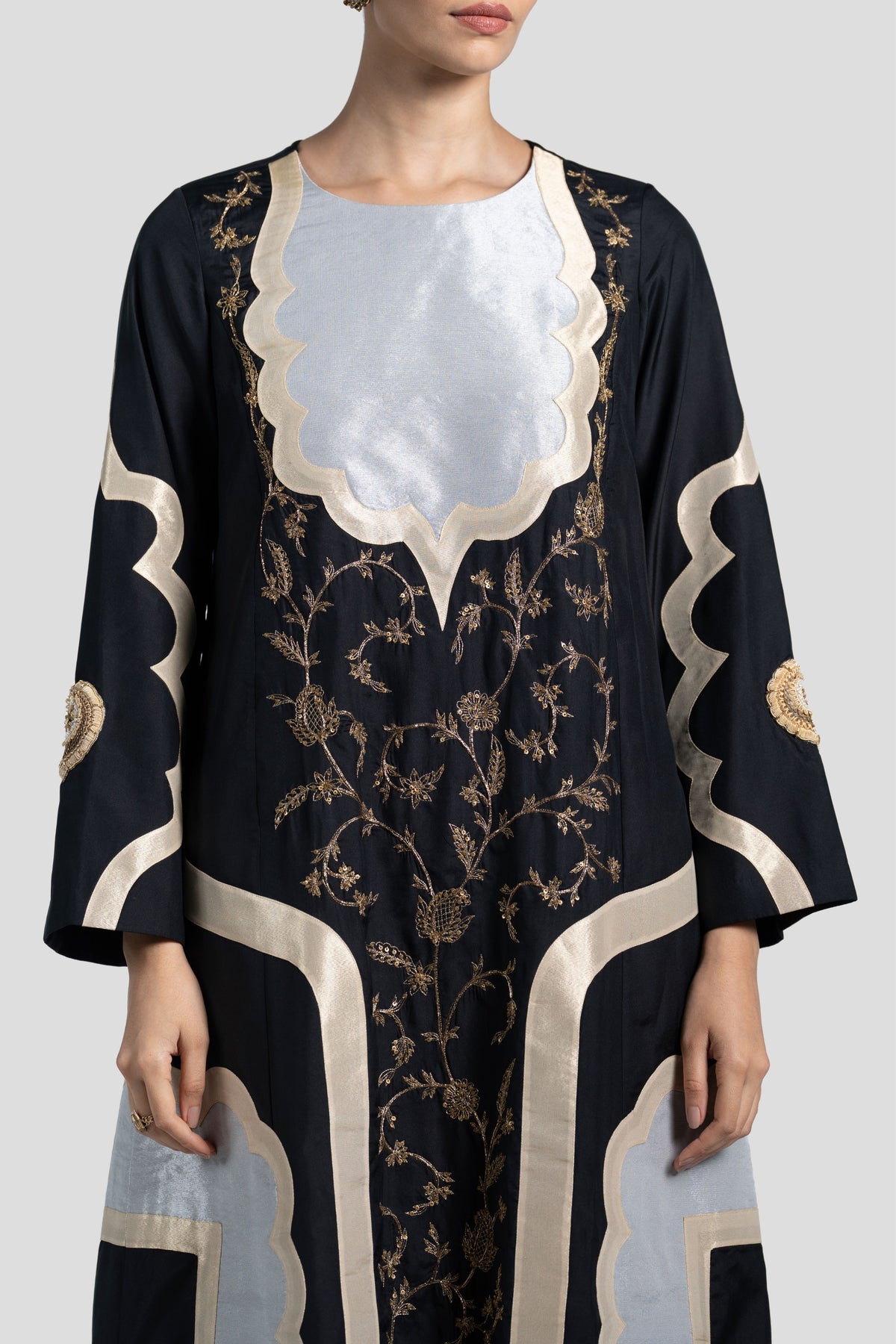 Shab-E-Tila Kurta Set