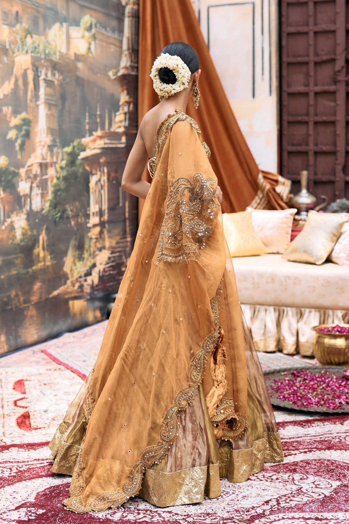 Pravarnika corset Lehenga Set
