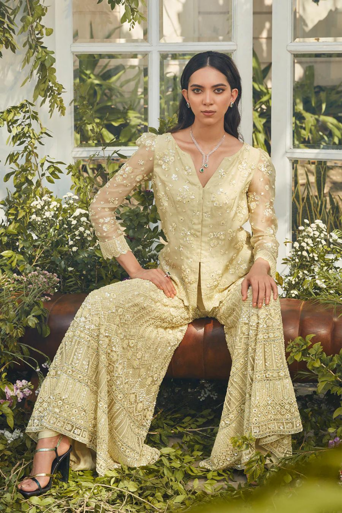 Lemon short jacket sharara