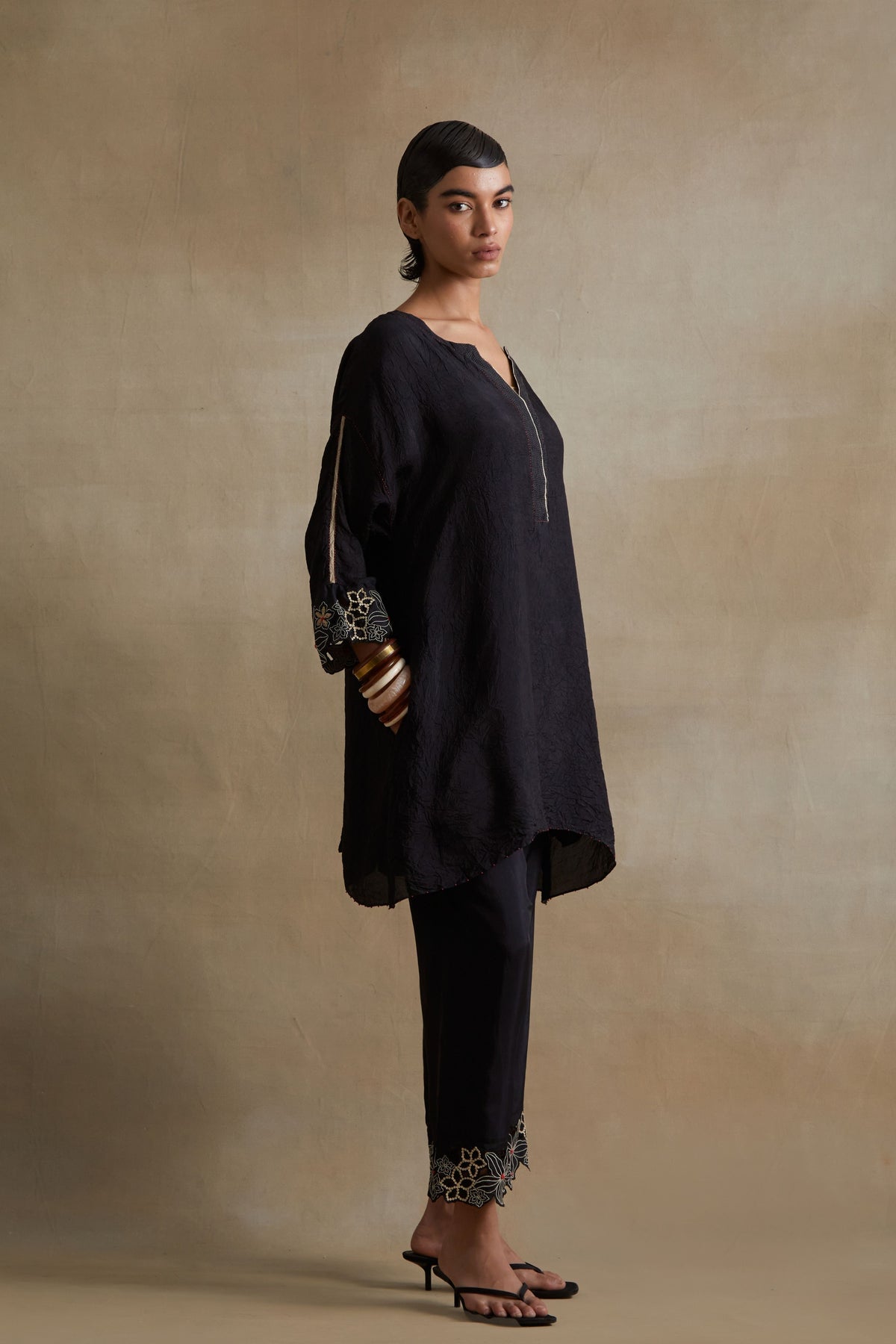 Black Floral Highlighted  Tunic Set