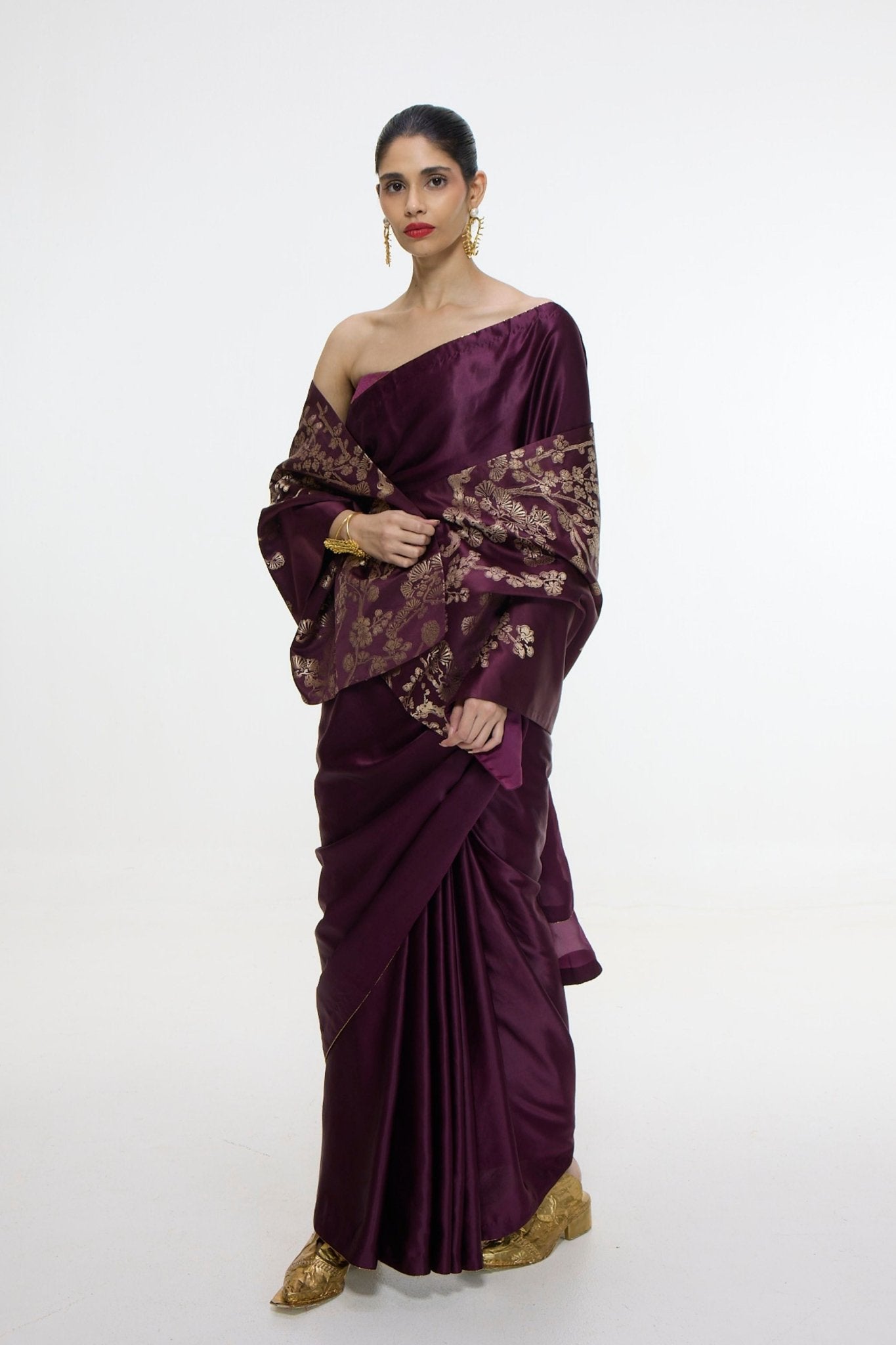 Handwoven Maroon Saree - Ekaya - Elahe