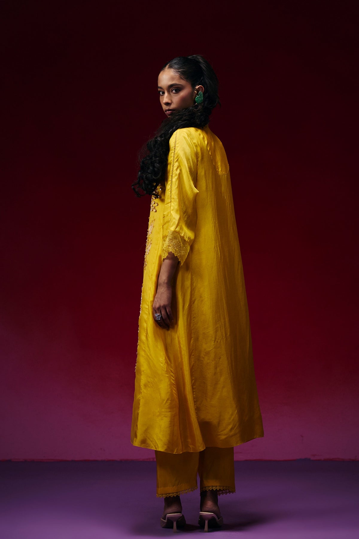 Amber Floral Embroidered Kurta Set