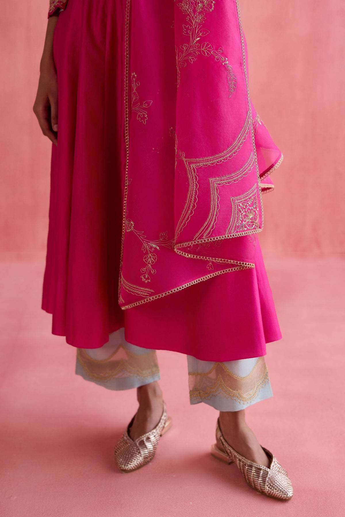 Zeenat Fuchsia Anarkali Set