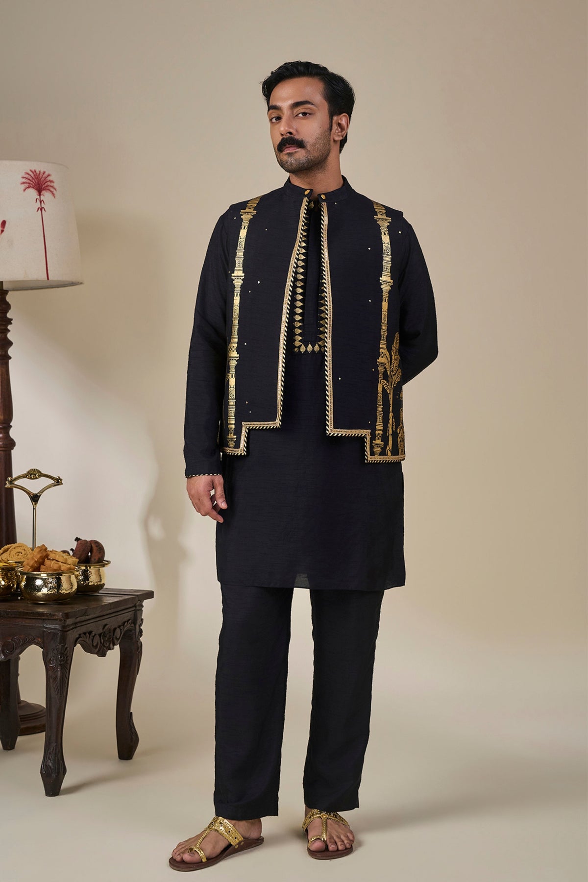 Black Malabar Grove Bandi Set