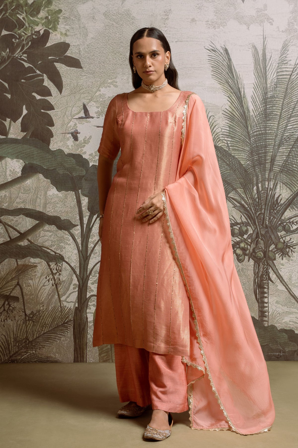 Gulbadan Kurta Set