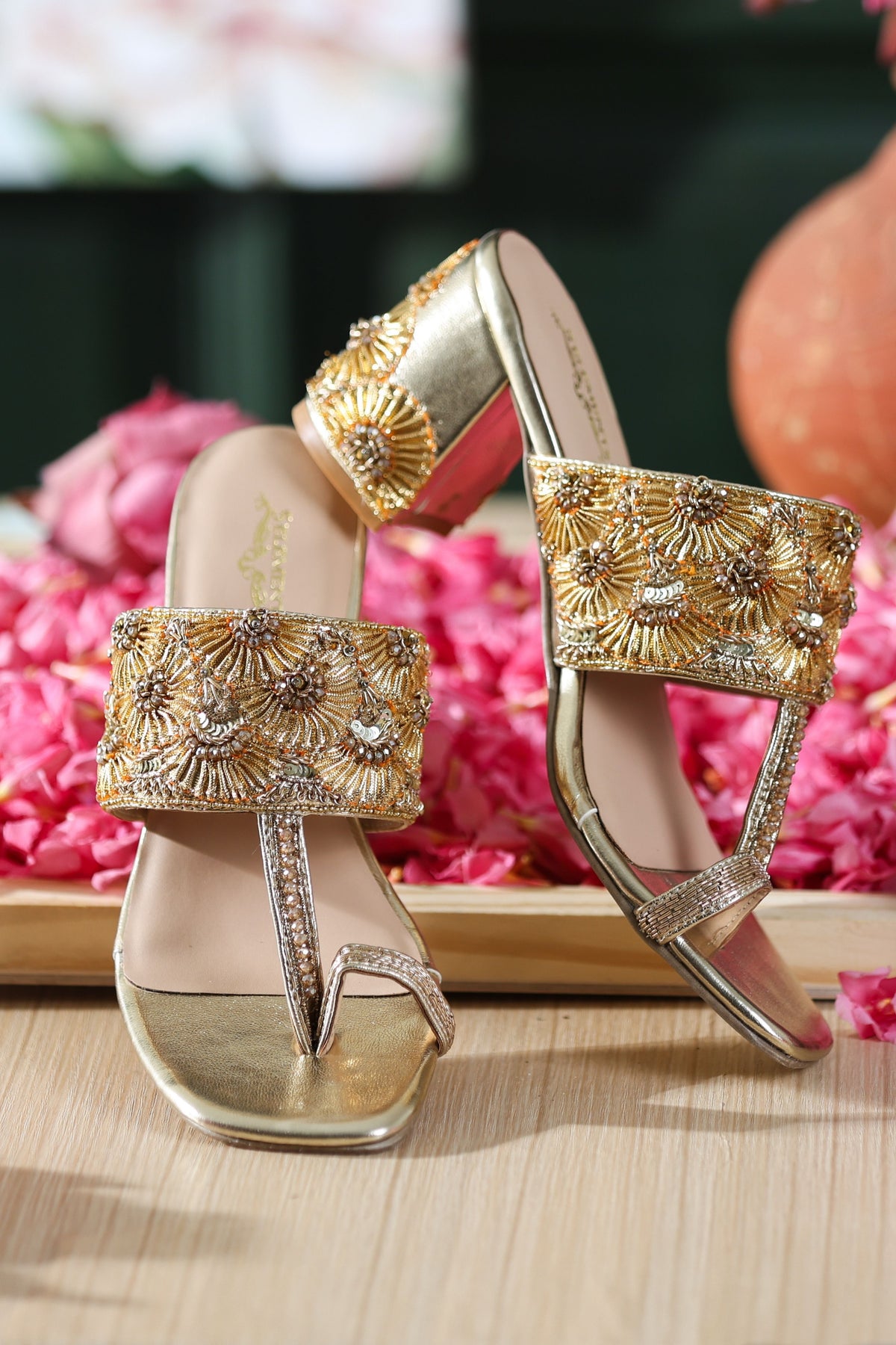 Ridhya Kholapuri Heel