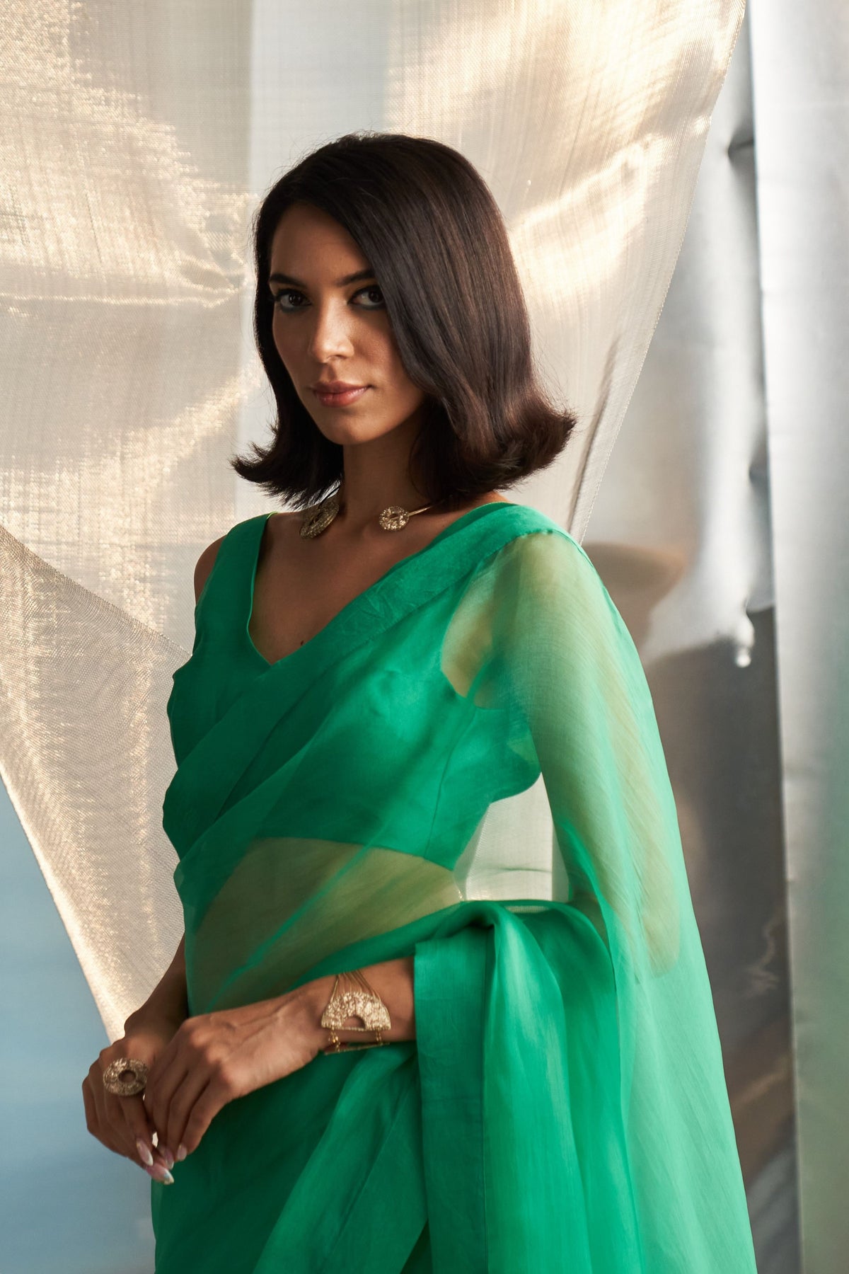 Green Saree Sleeveless Blouse Set