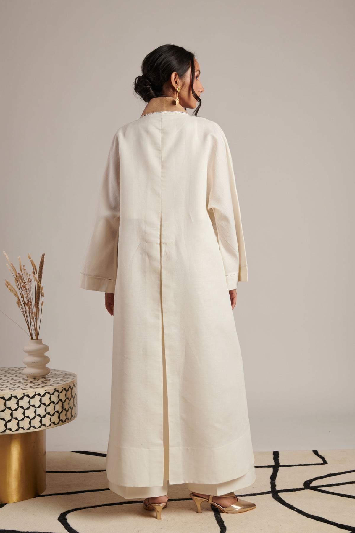 Pearl Raisa Sleeved Overlay