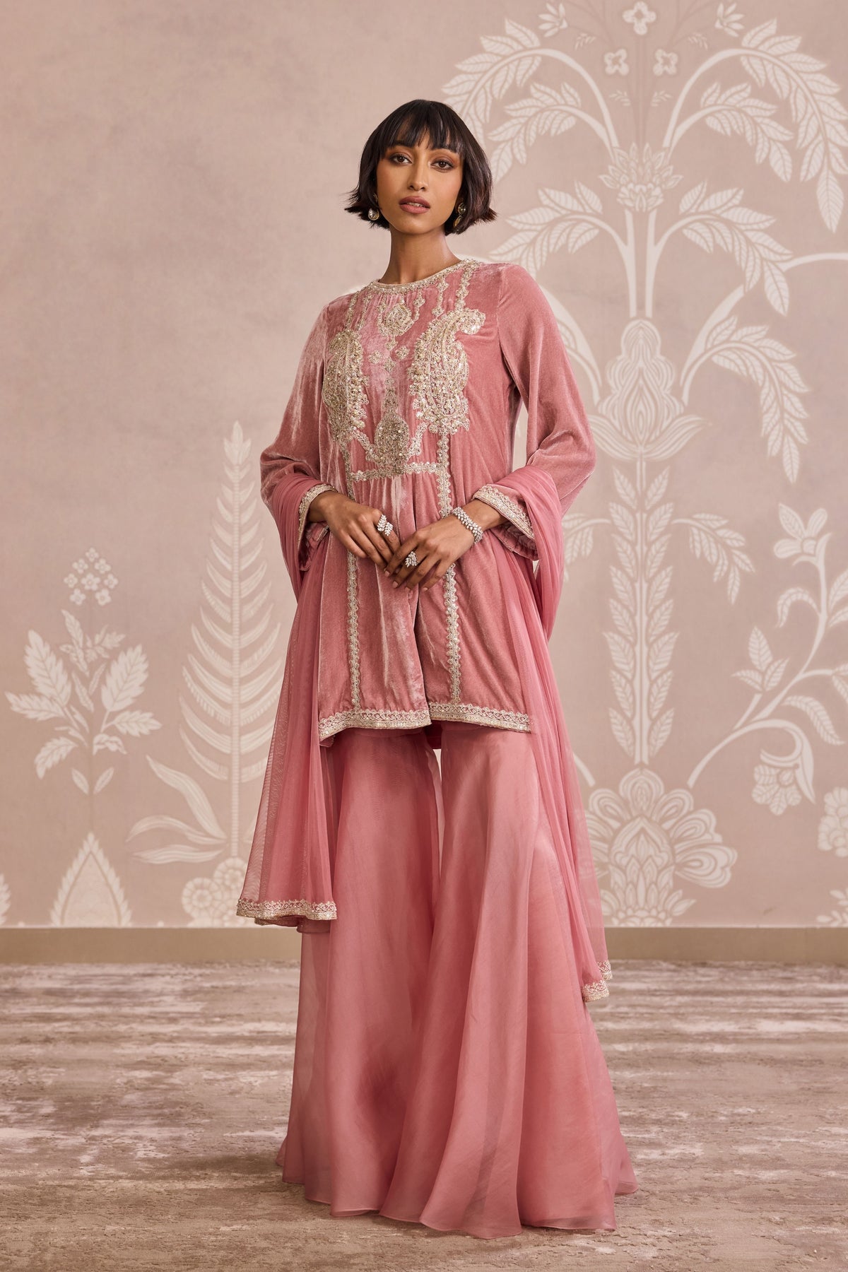 Noor Sharara Set