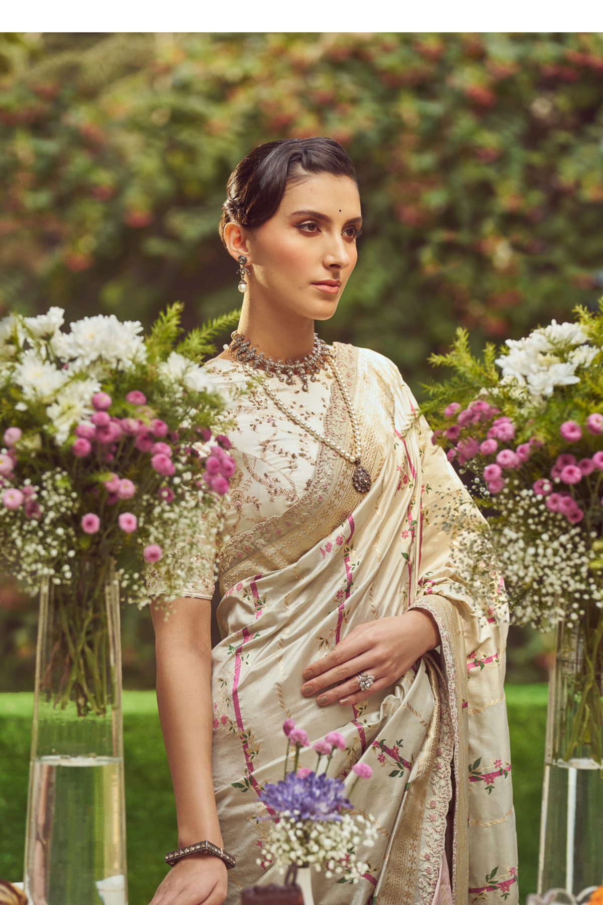 Beige Meenakari Zari Handloom Sari