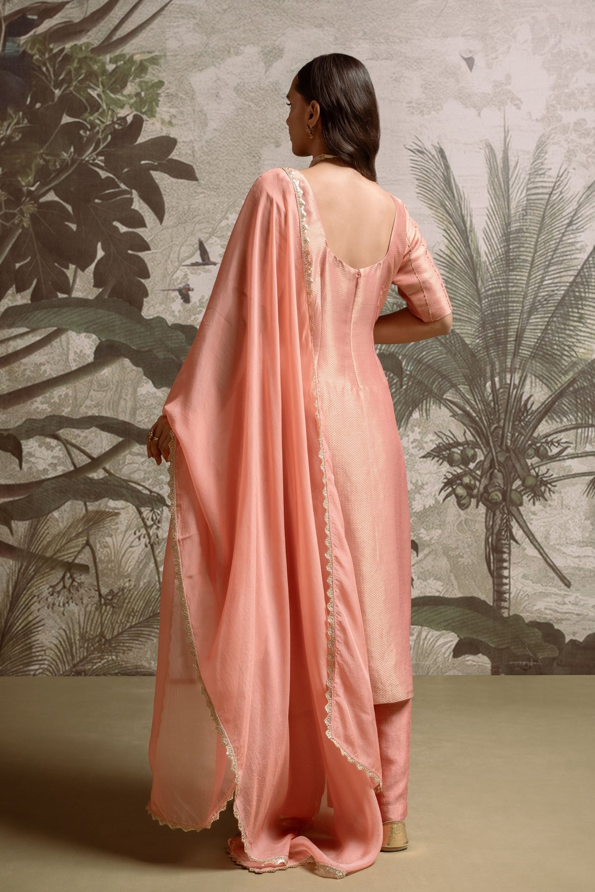 Gulbadan Kurta Set