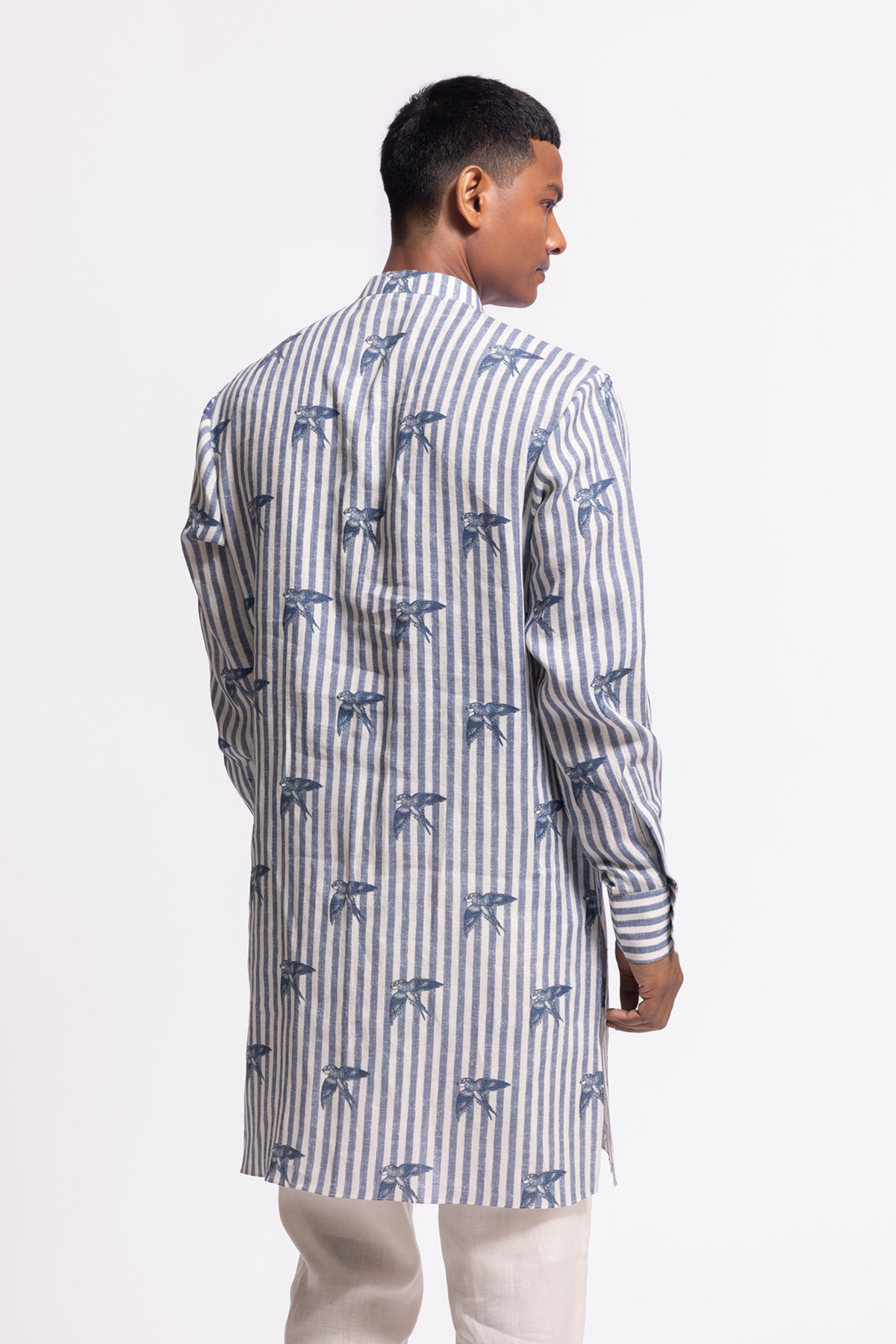Bird Print Short Kurta With Pockets