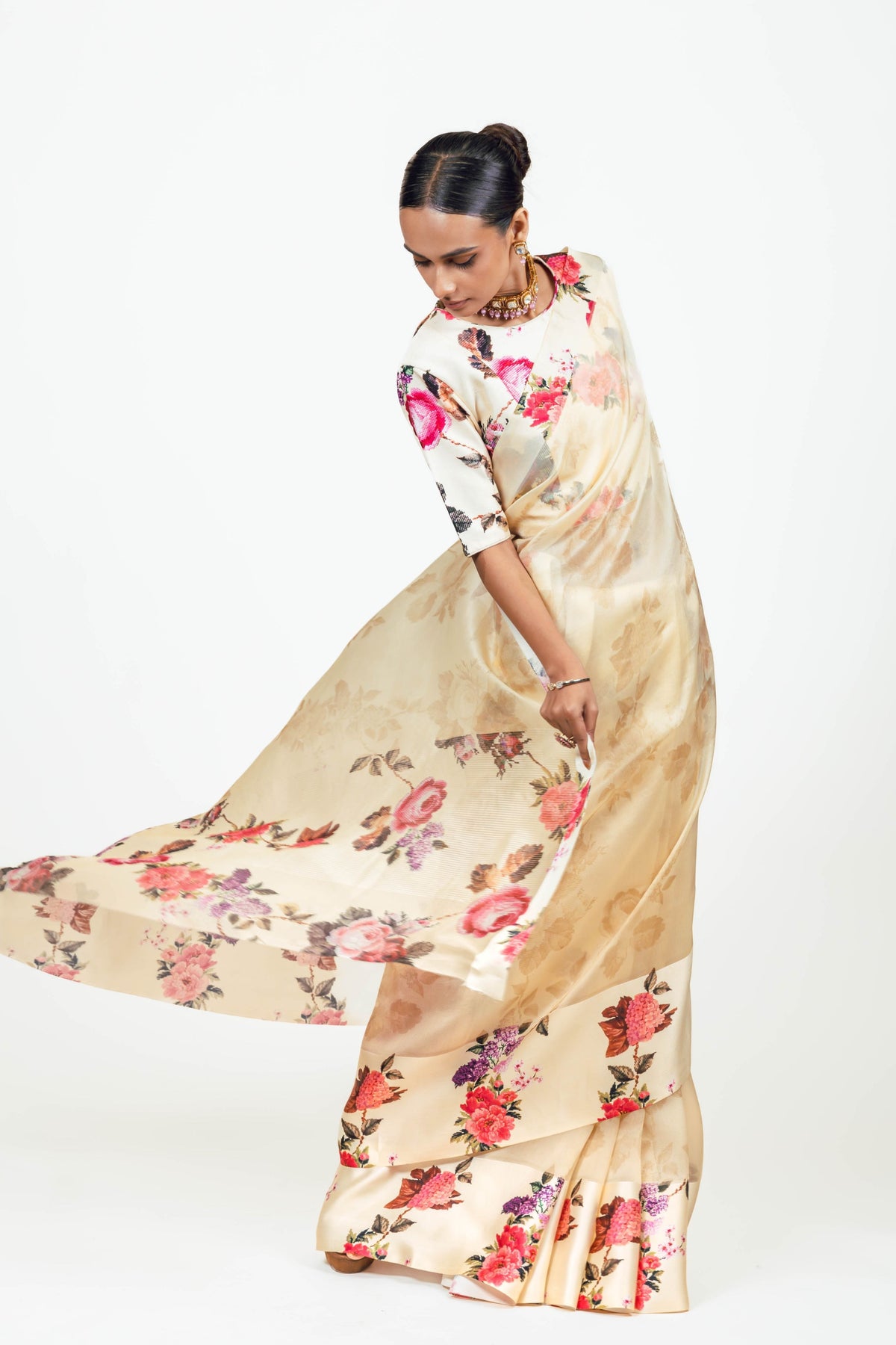 Nila Ivory  Organza Saree